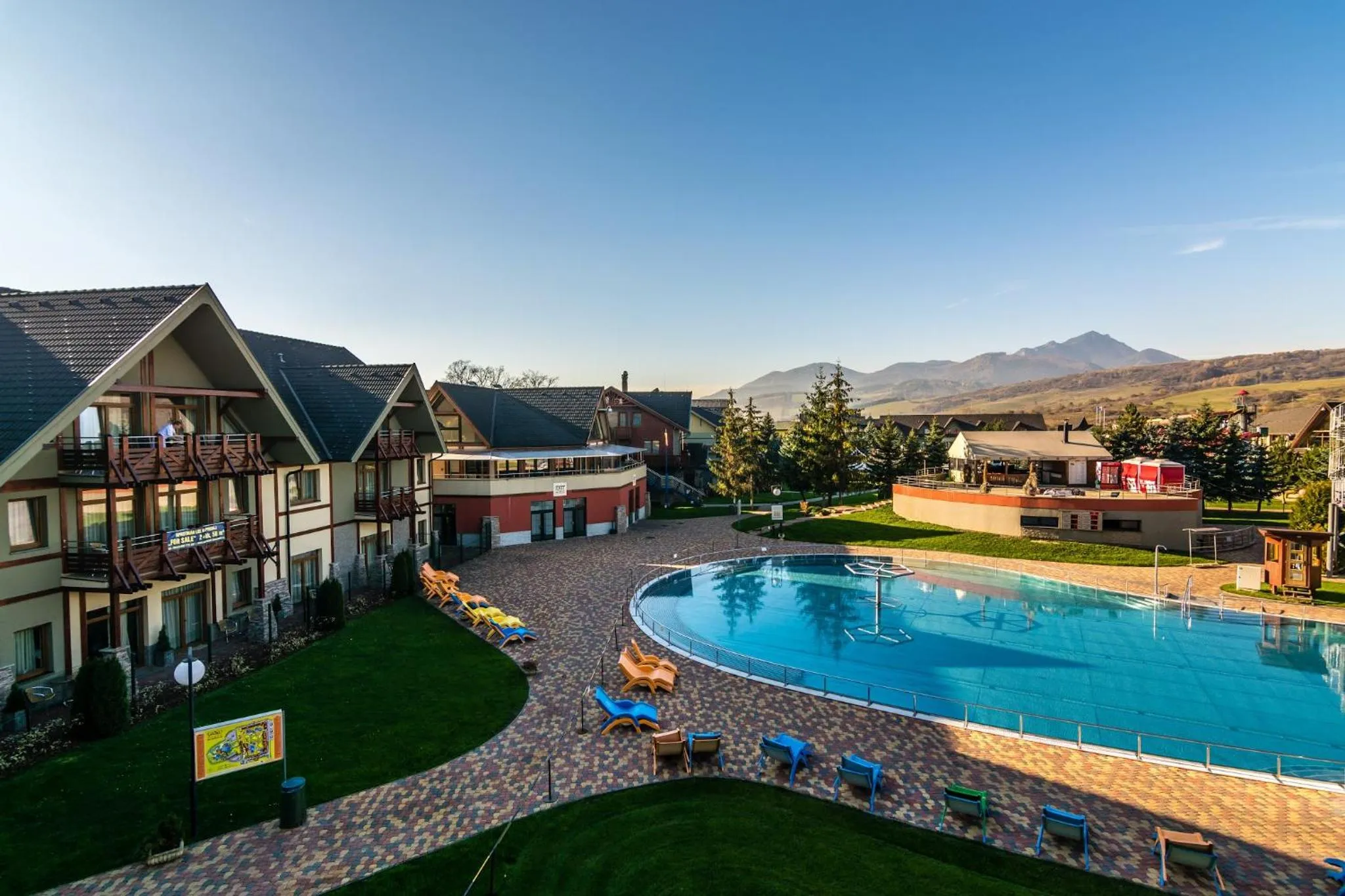 Swimming pool in Apartman Mirka - Hotel Luka