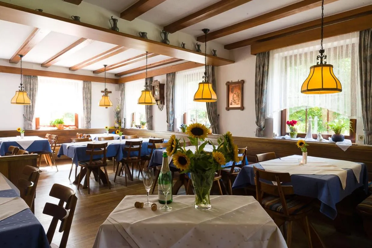 Restaurant/places to eat in Landgasthof Kinzigstrand