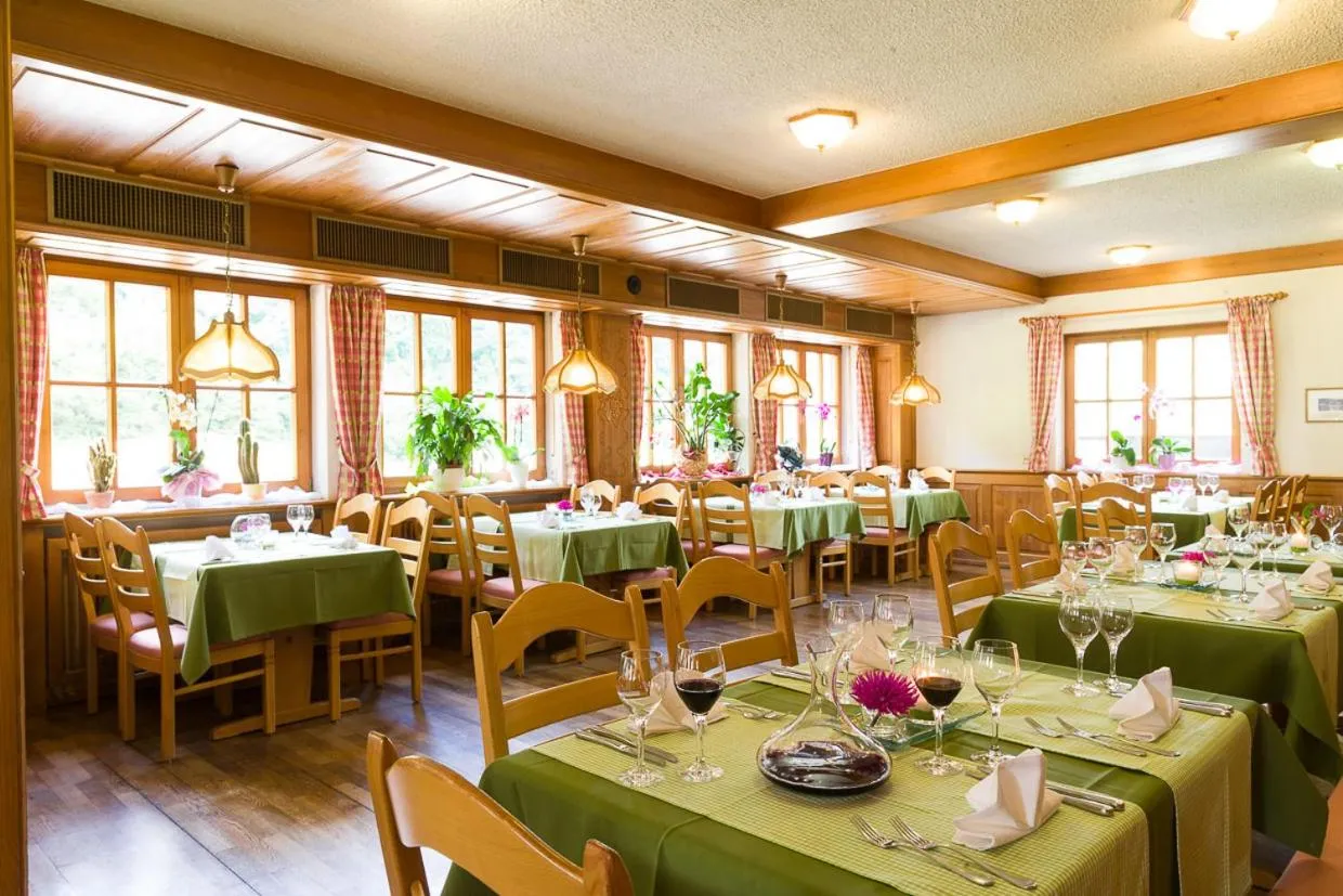 Restaurant/places to eat in Landgasthof Kinzigstrand