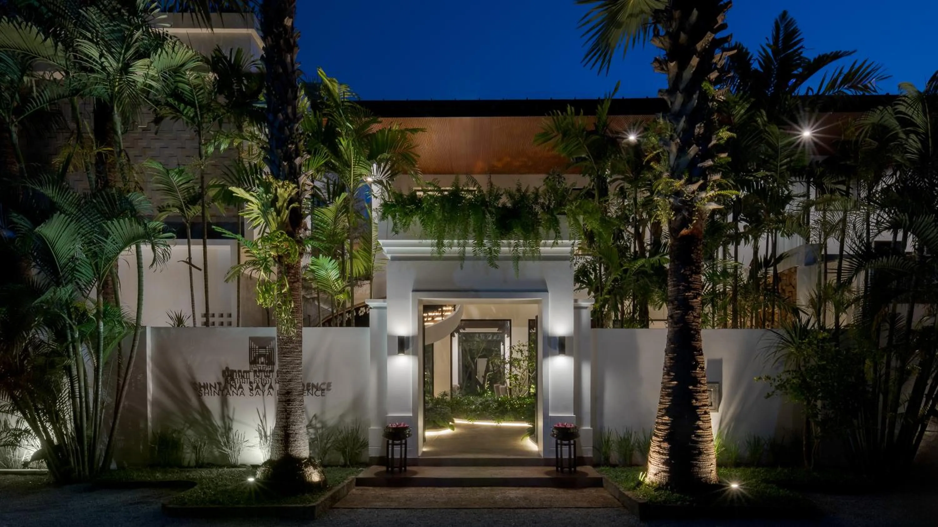 Facade/entrance in Shintana Saya Residence