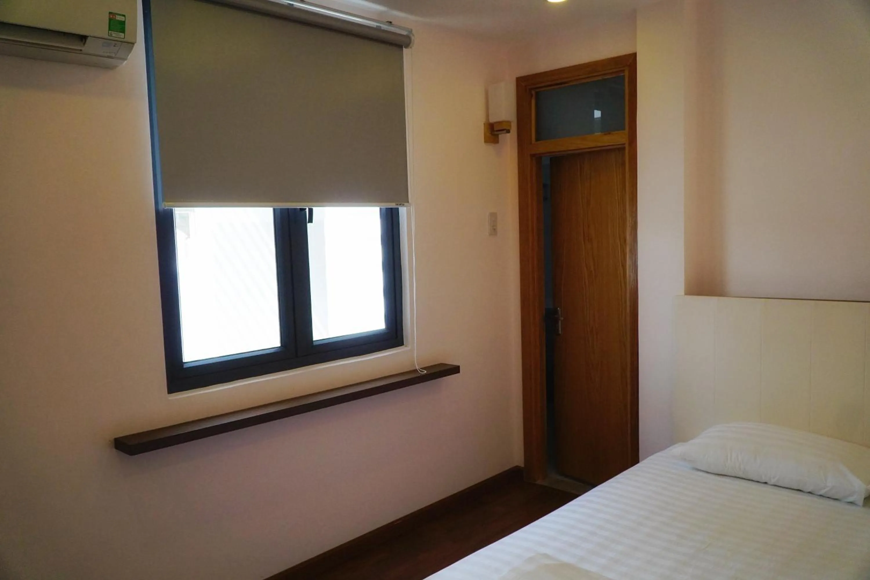 Bed in The Alley Hostel