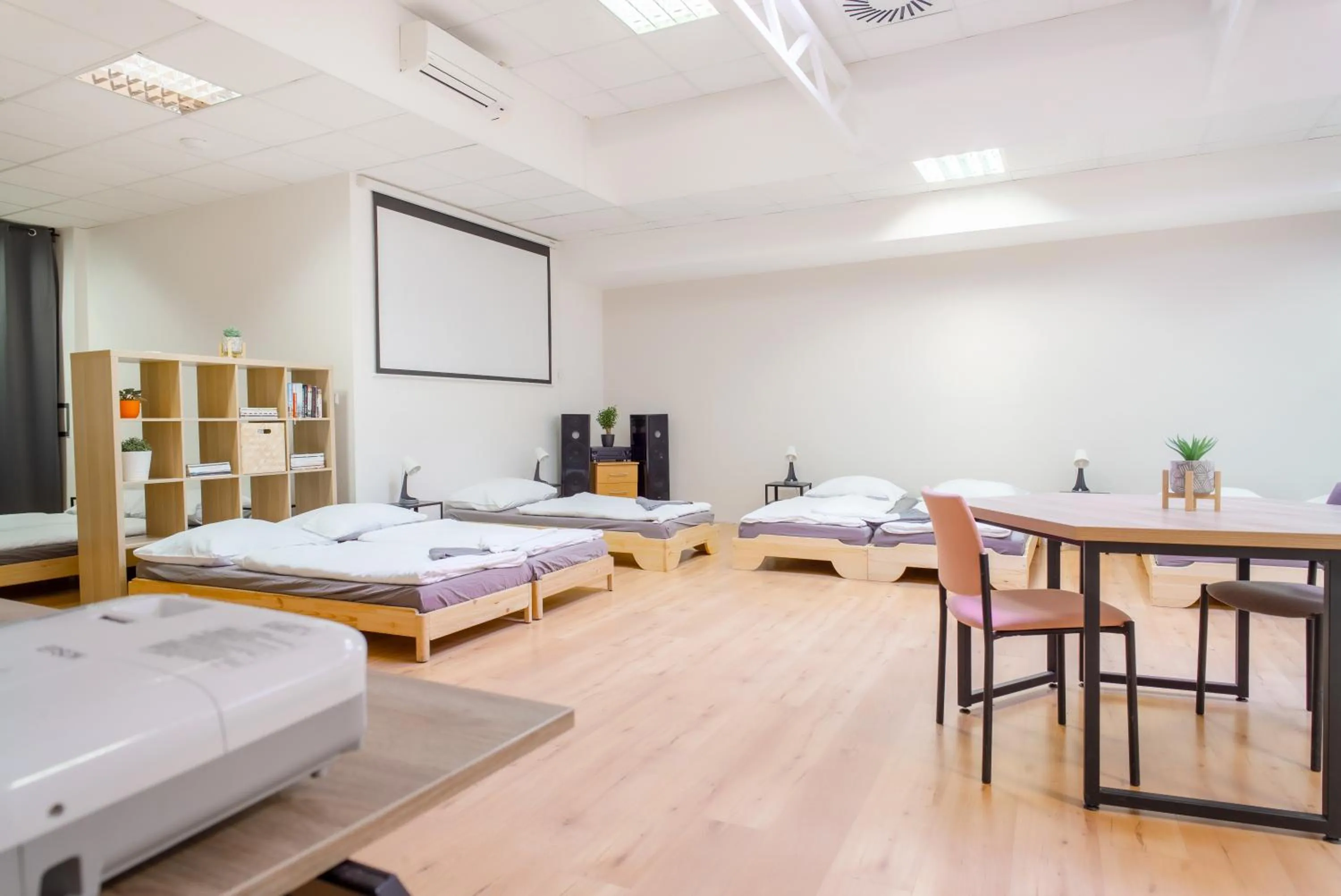 Seating area, Bed in Internesto Brno