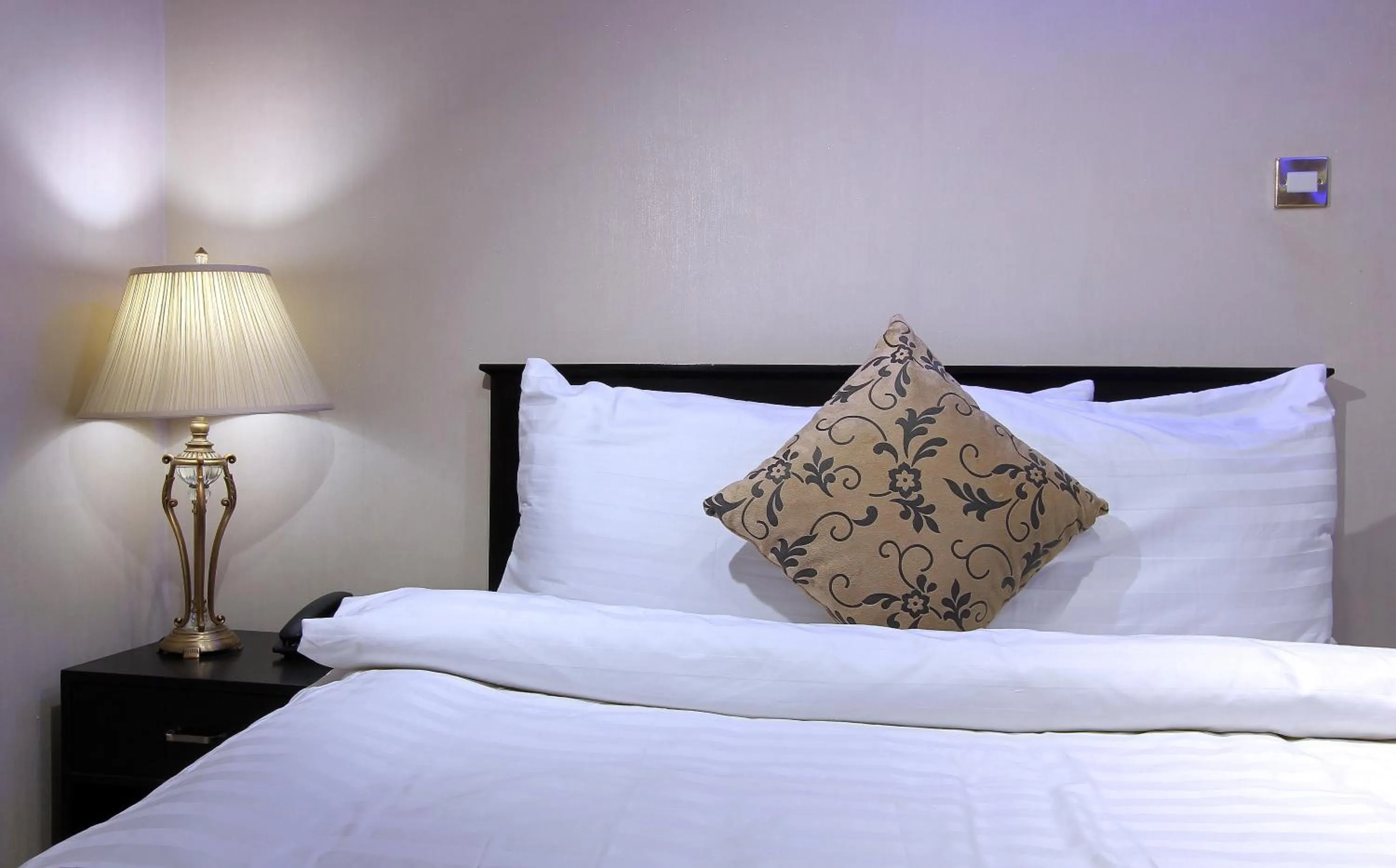 Bed in Valley Front View Hotel