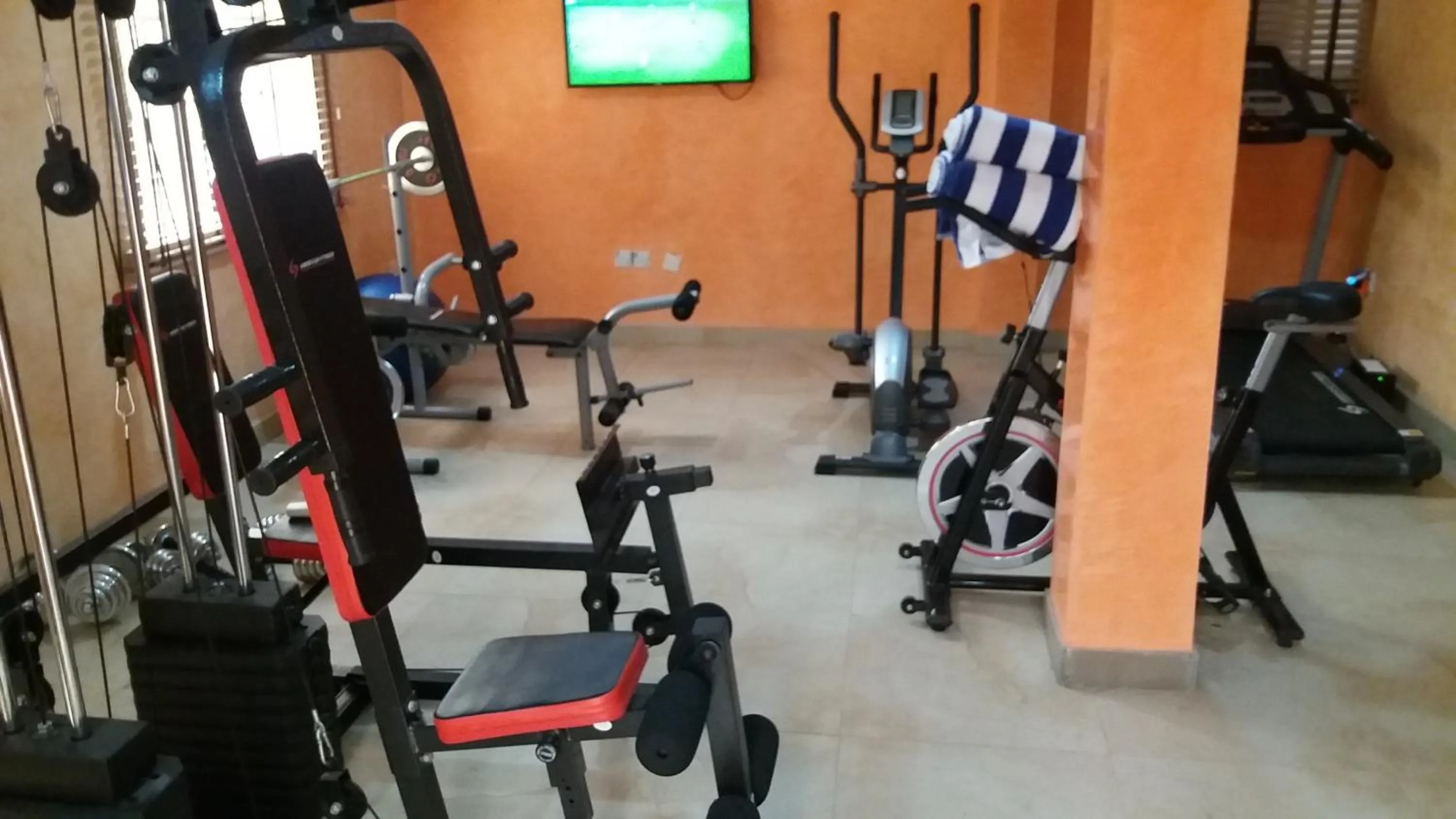 Fitness centre/facilities in Valley Front View Hotel