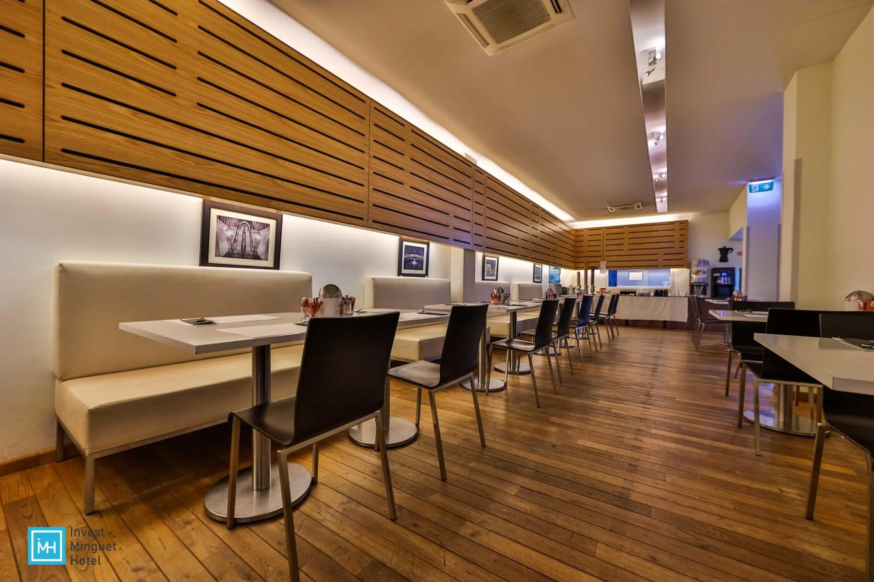 Breakfast in Hotel De La Couronne Liege