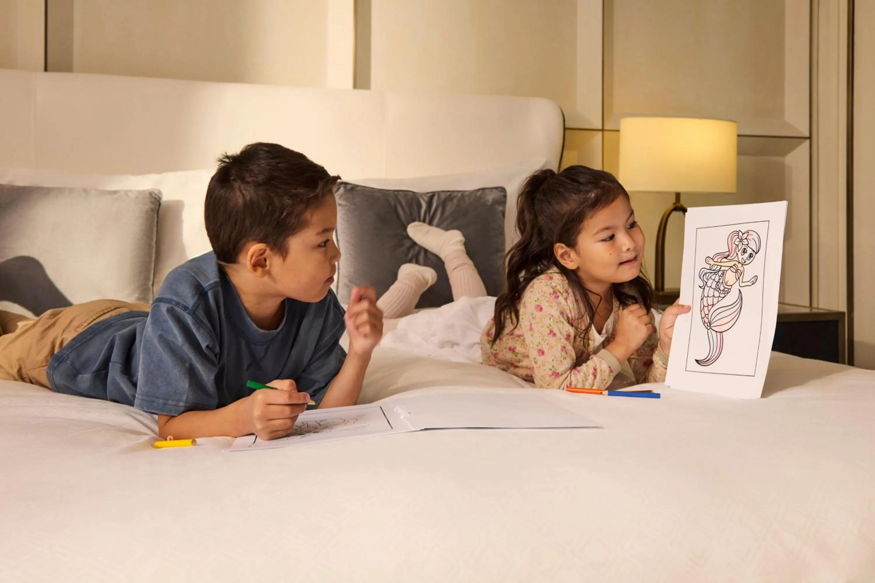 Photo of the whole room, Bed in The St. Regis Astana