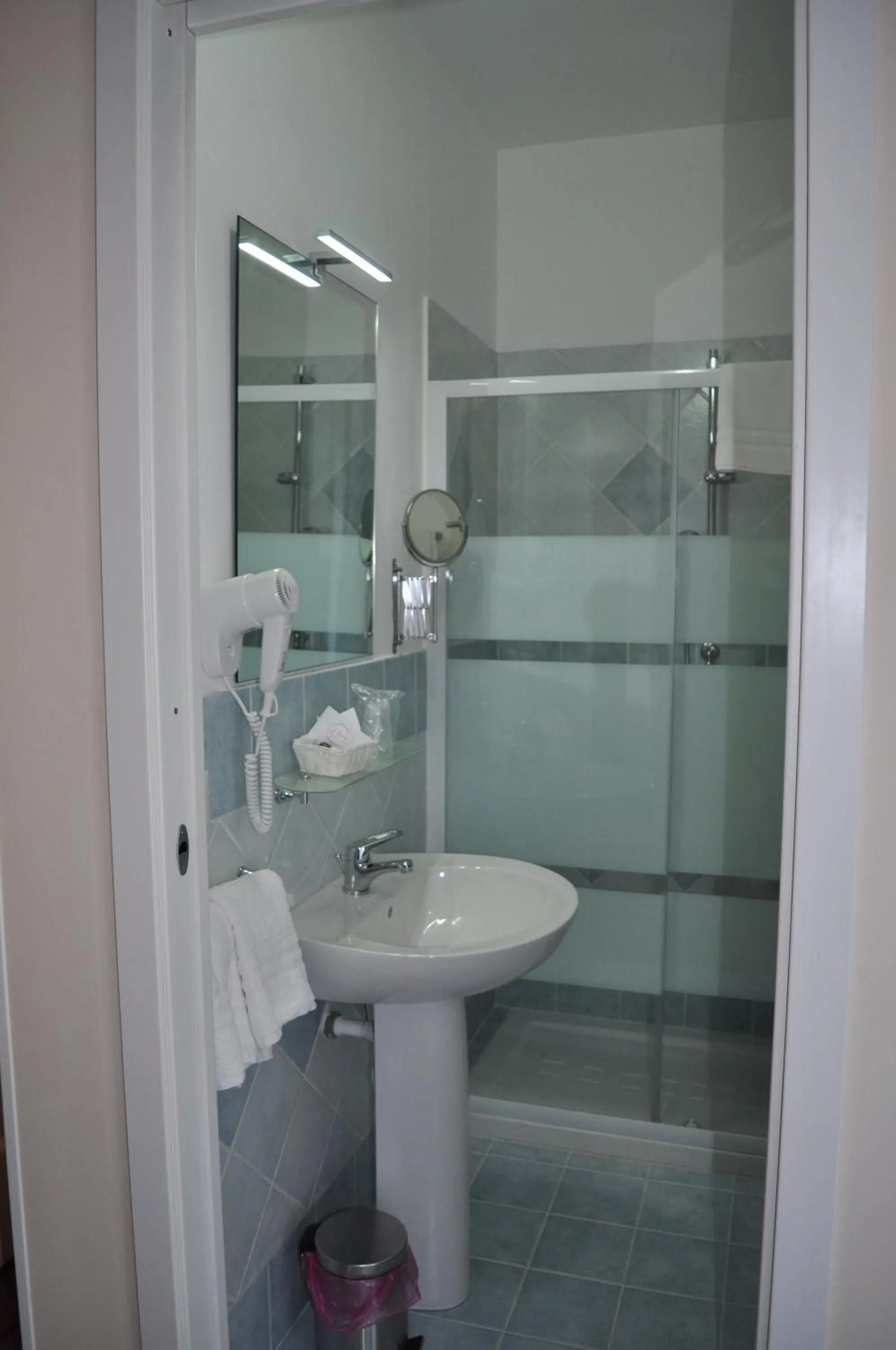 Shower in Il Palombaro