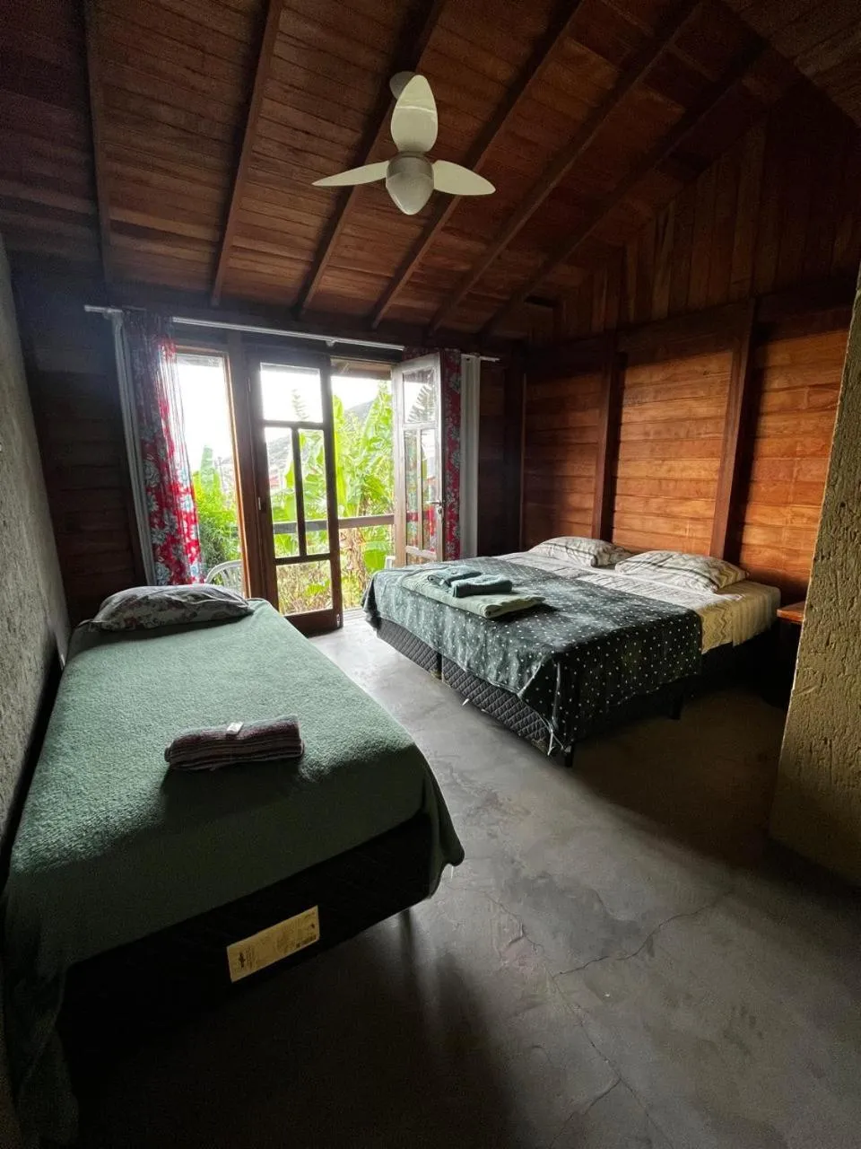 Photo of the whole room, Bed in Pousada Alma da Gamboa