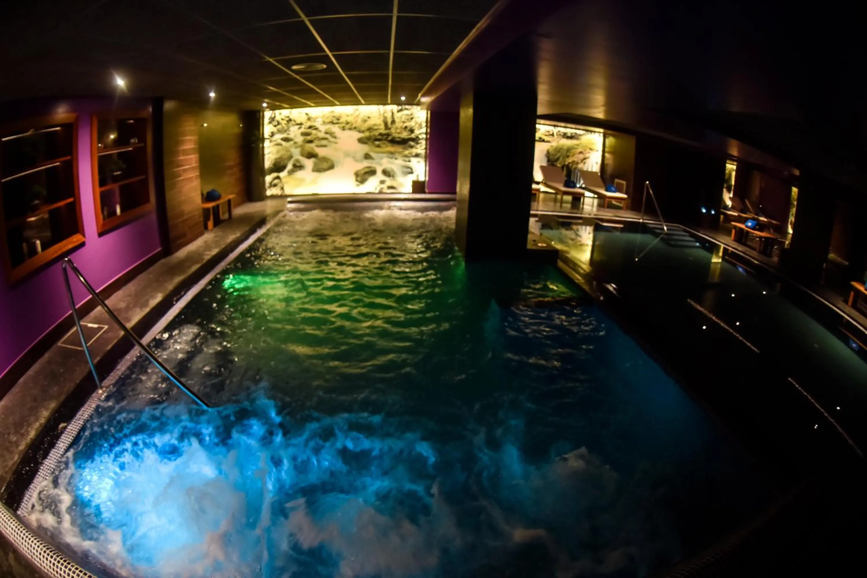 Swimming pool in AZ Hôtels Vieux Kouba