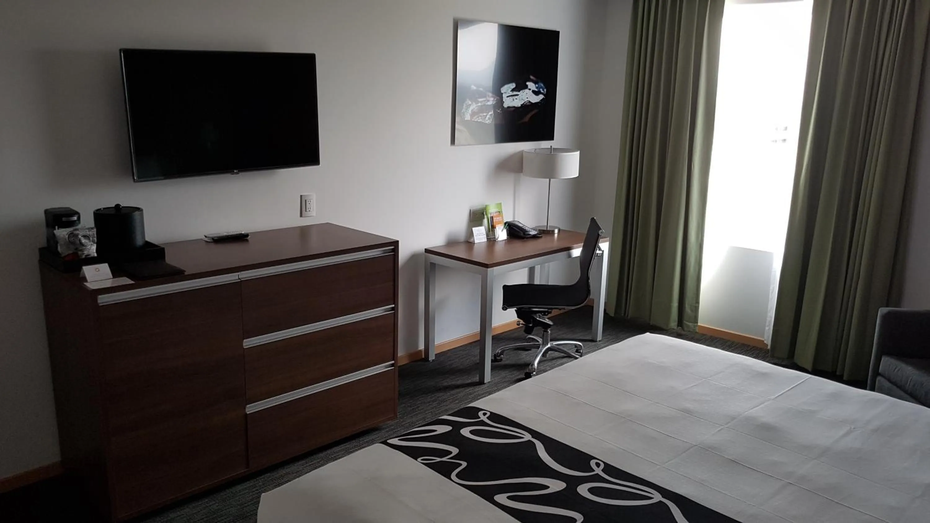 TV and multimedia, Bed in La Quinta by Wyndham San Jose Chiapa Puebla