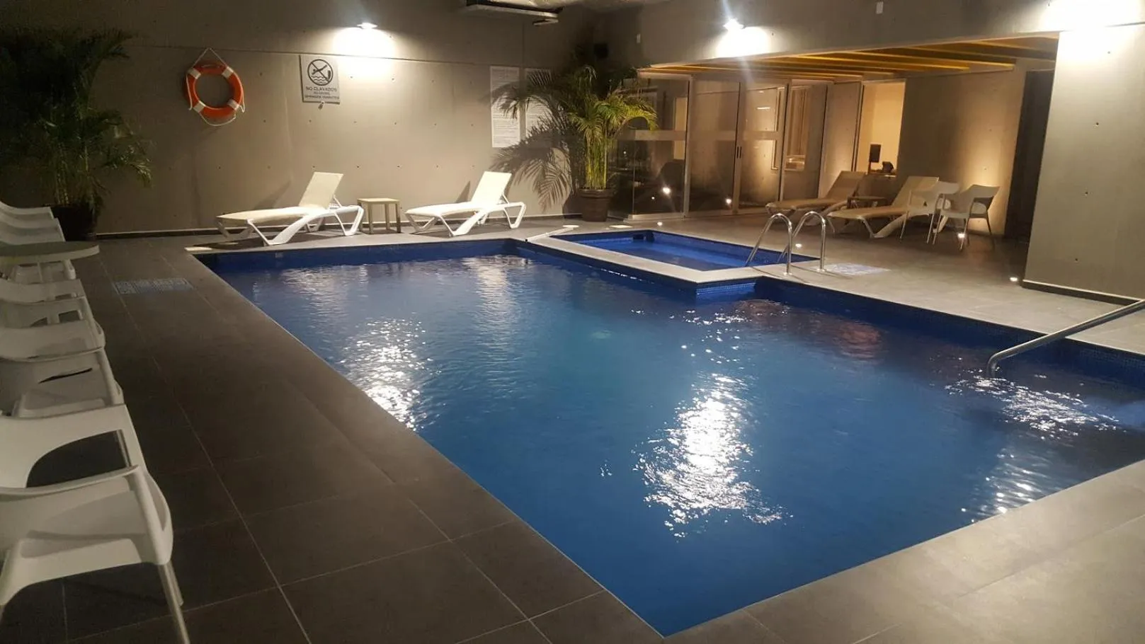 Swimming pool in La Quinta by Wyndham San Jose Chiapa Puebla