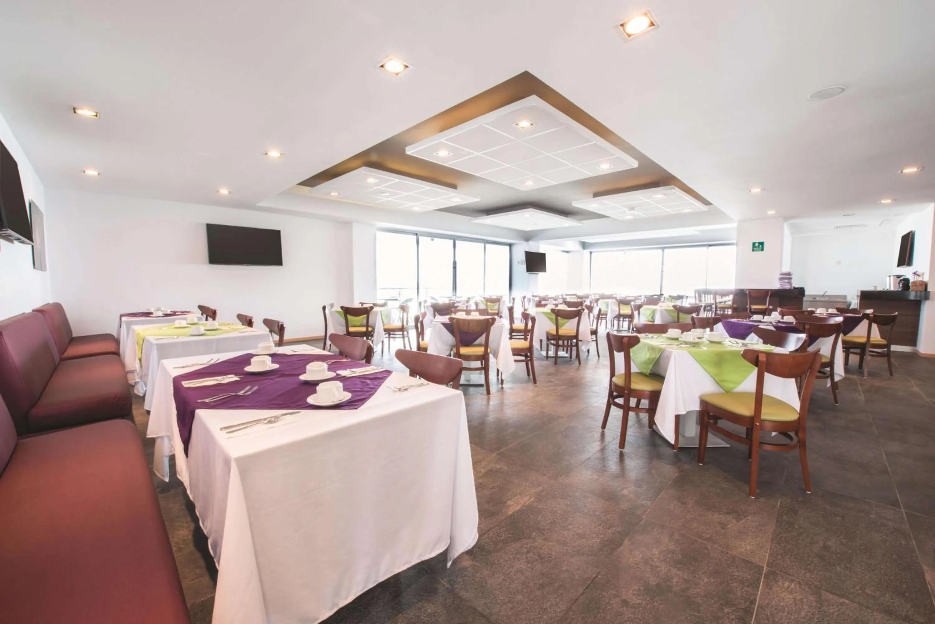 Restaurant/places to eat in La Quinta by Wyndham San Jose Chiapa Puebla