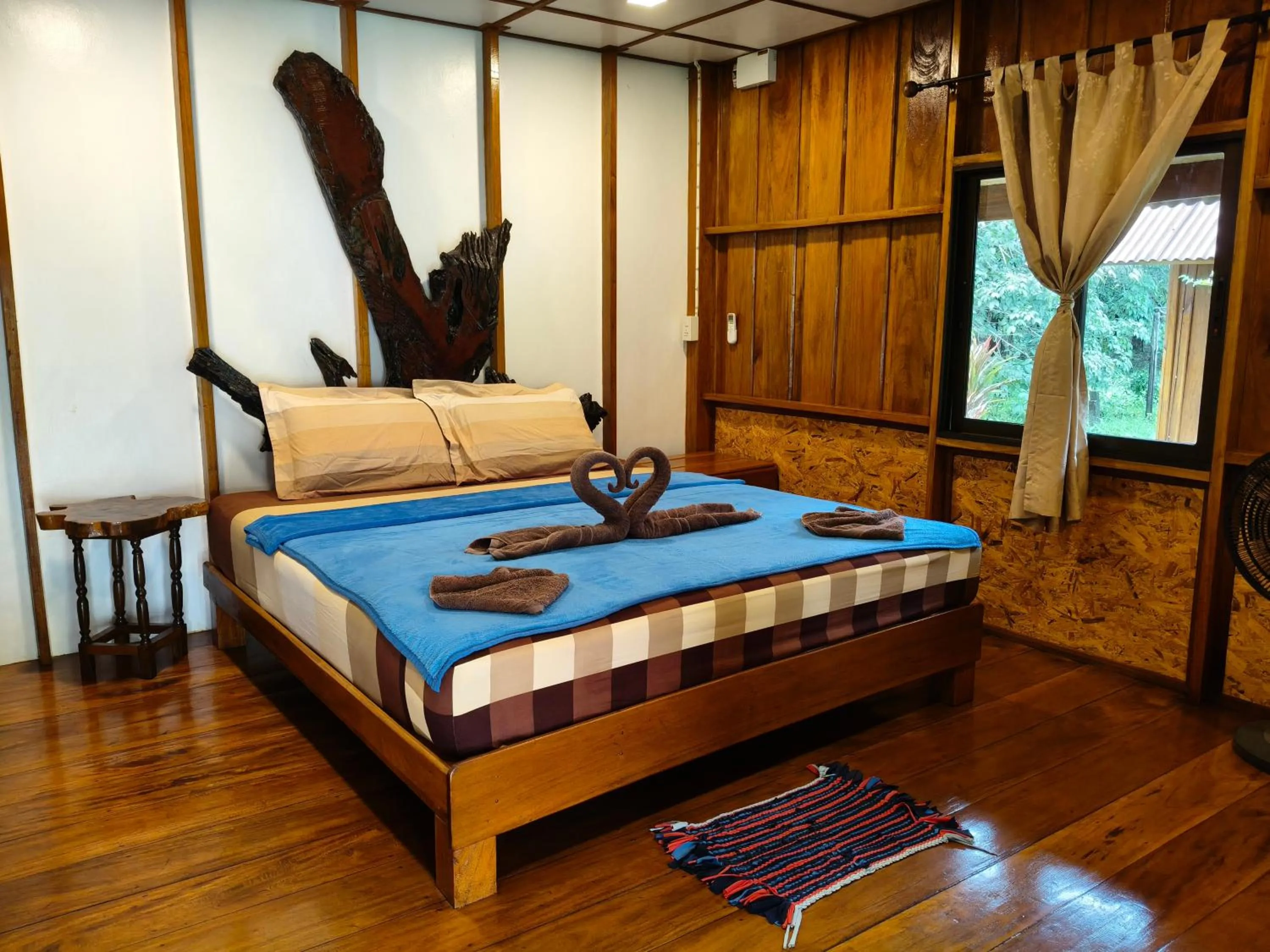 Bed in Friendly Koh Jum