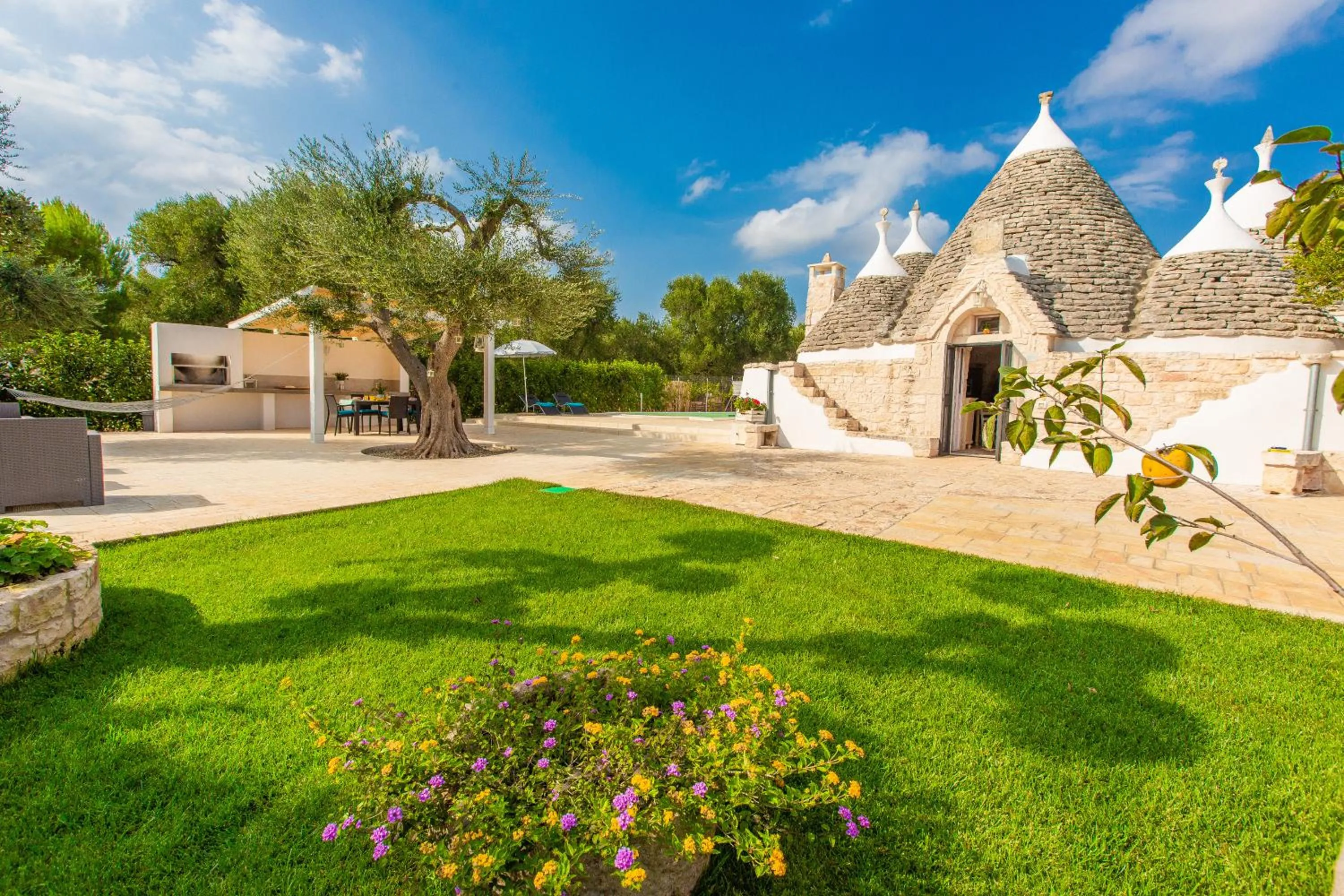 Trullo del Mandarino con piscina