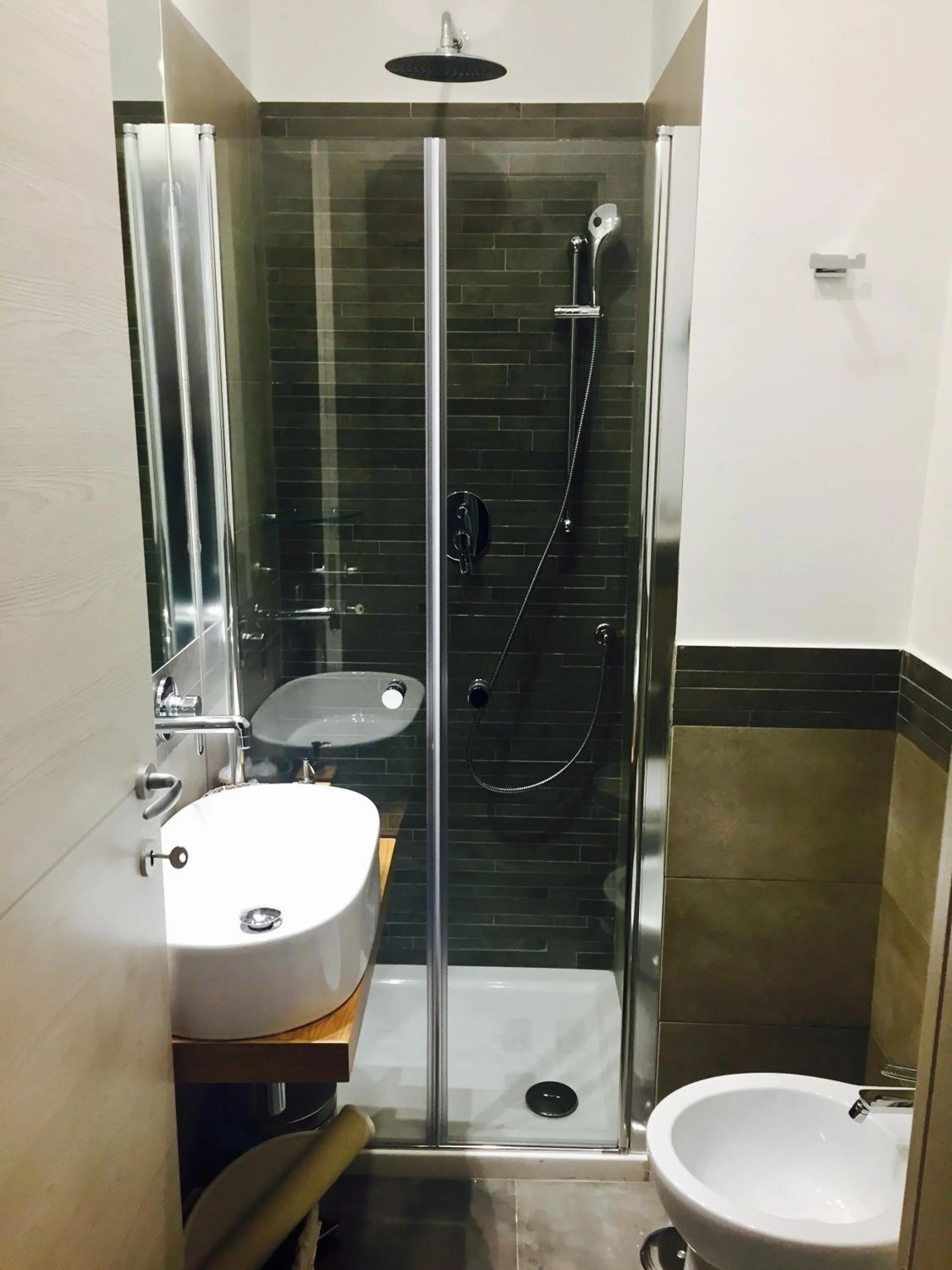 Bathroom in Bitré - Bed & Breakfast