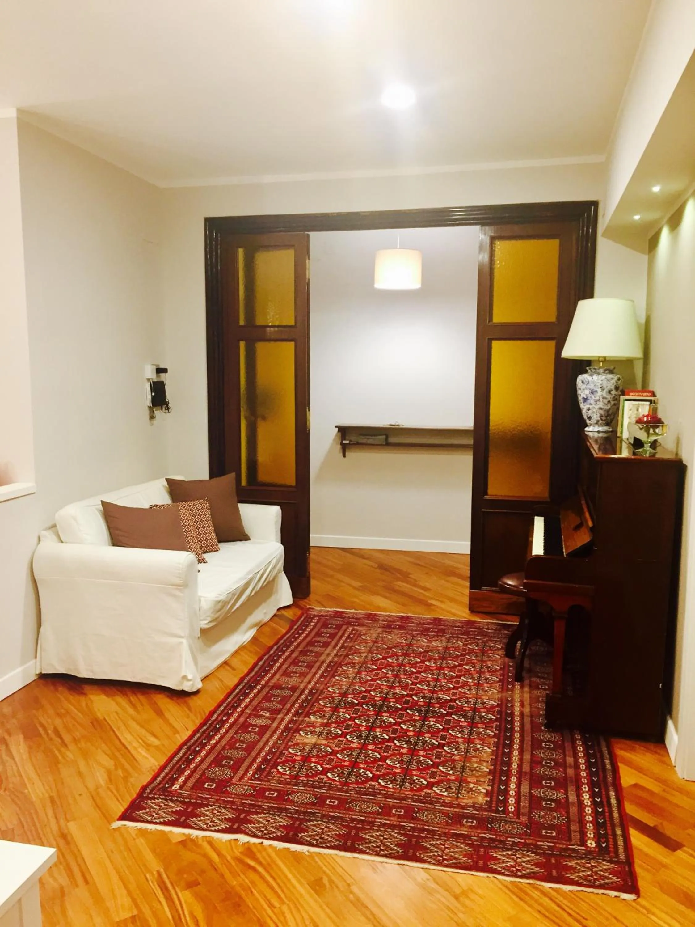 Communal lounge/ TV room in Bitré - Bed & Breakfast