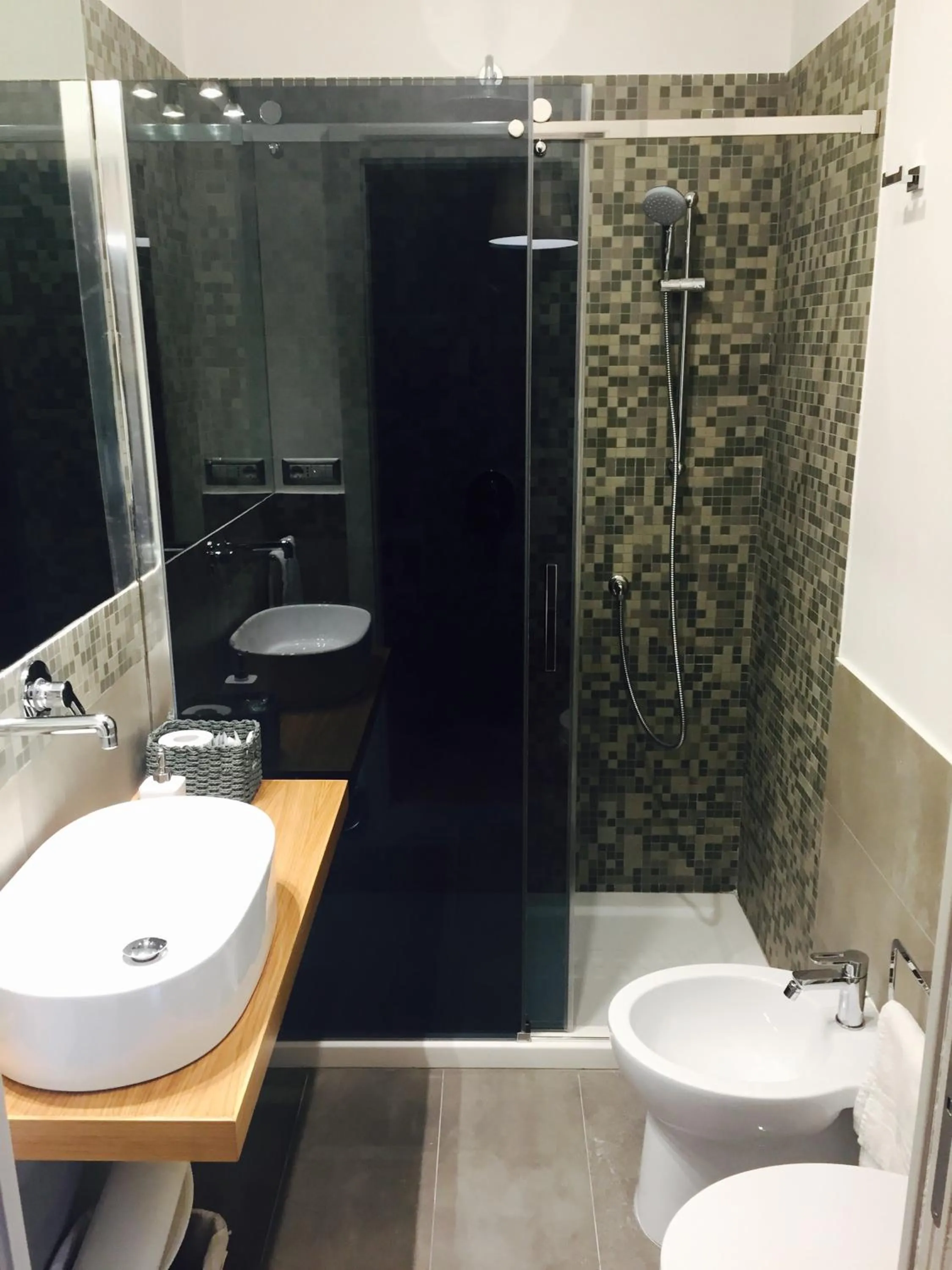 Bathroom in Bitré - Bed & Breakfast