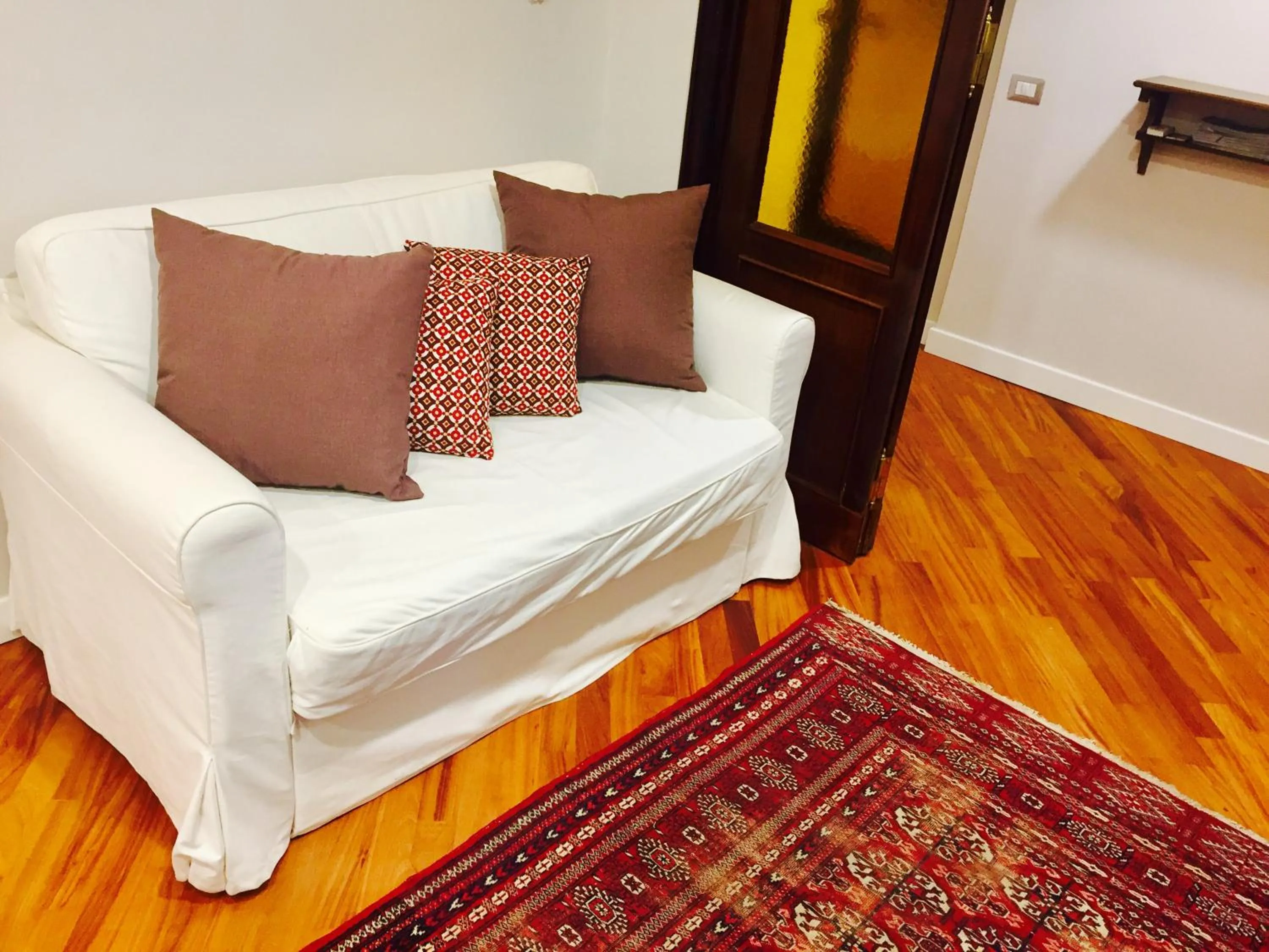 Communal lounge/ TV room in Bitré - Bed & Breakfast