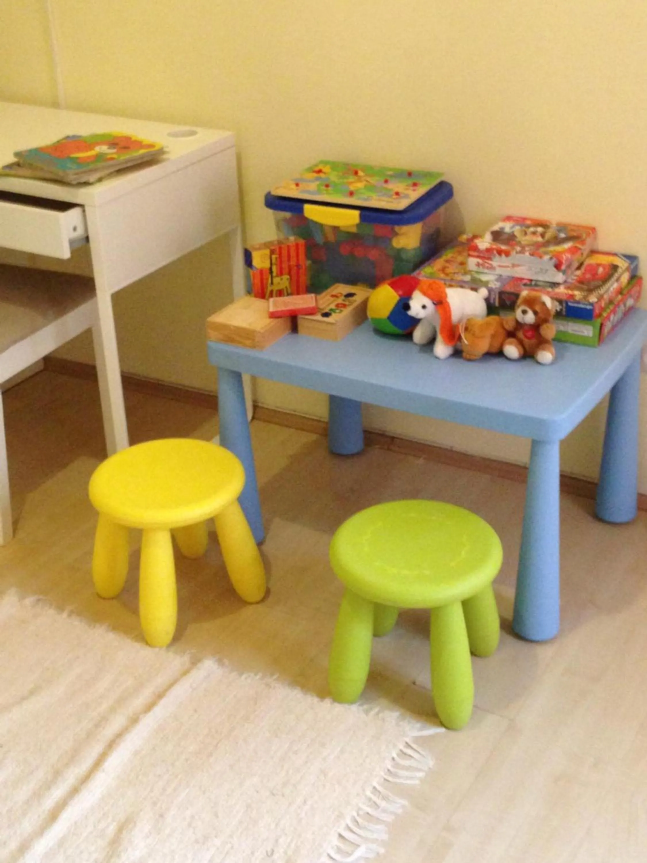 Seating area in Péterfia Apartman