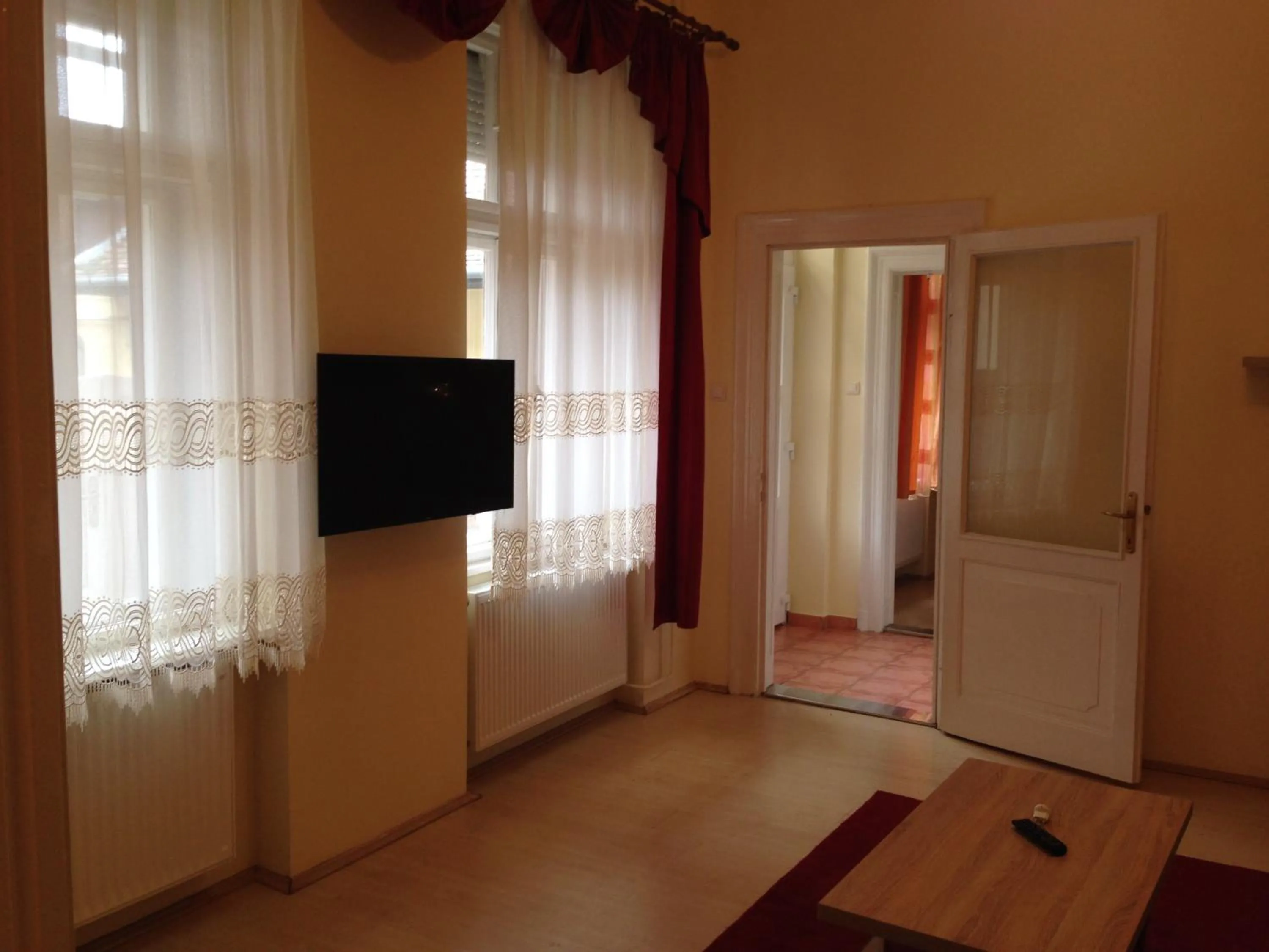 Living room in Péterfia Apartman