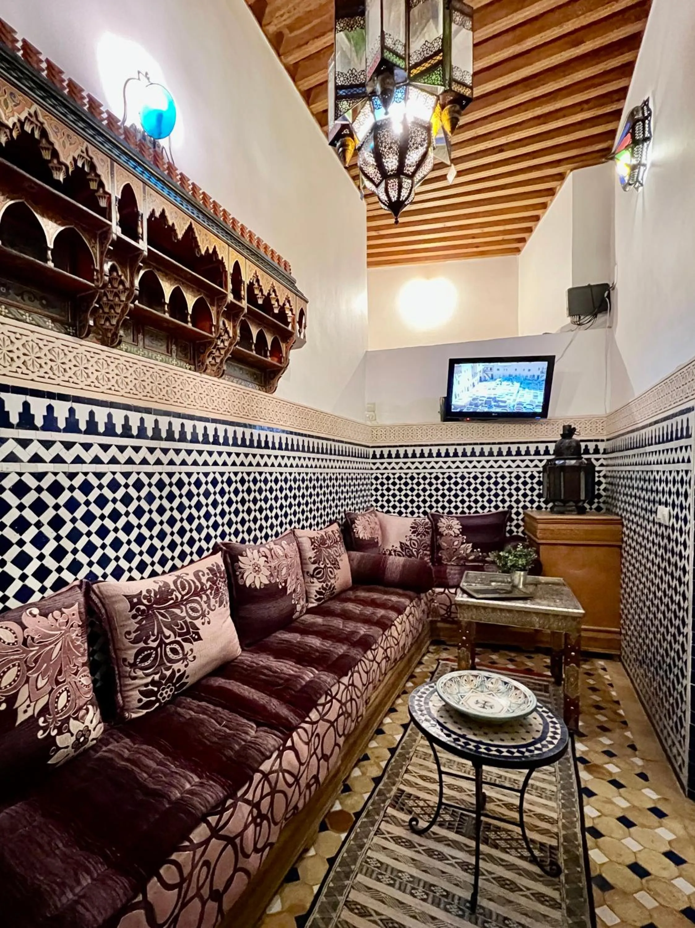 Property building in Dar Bhija