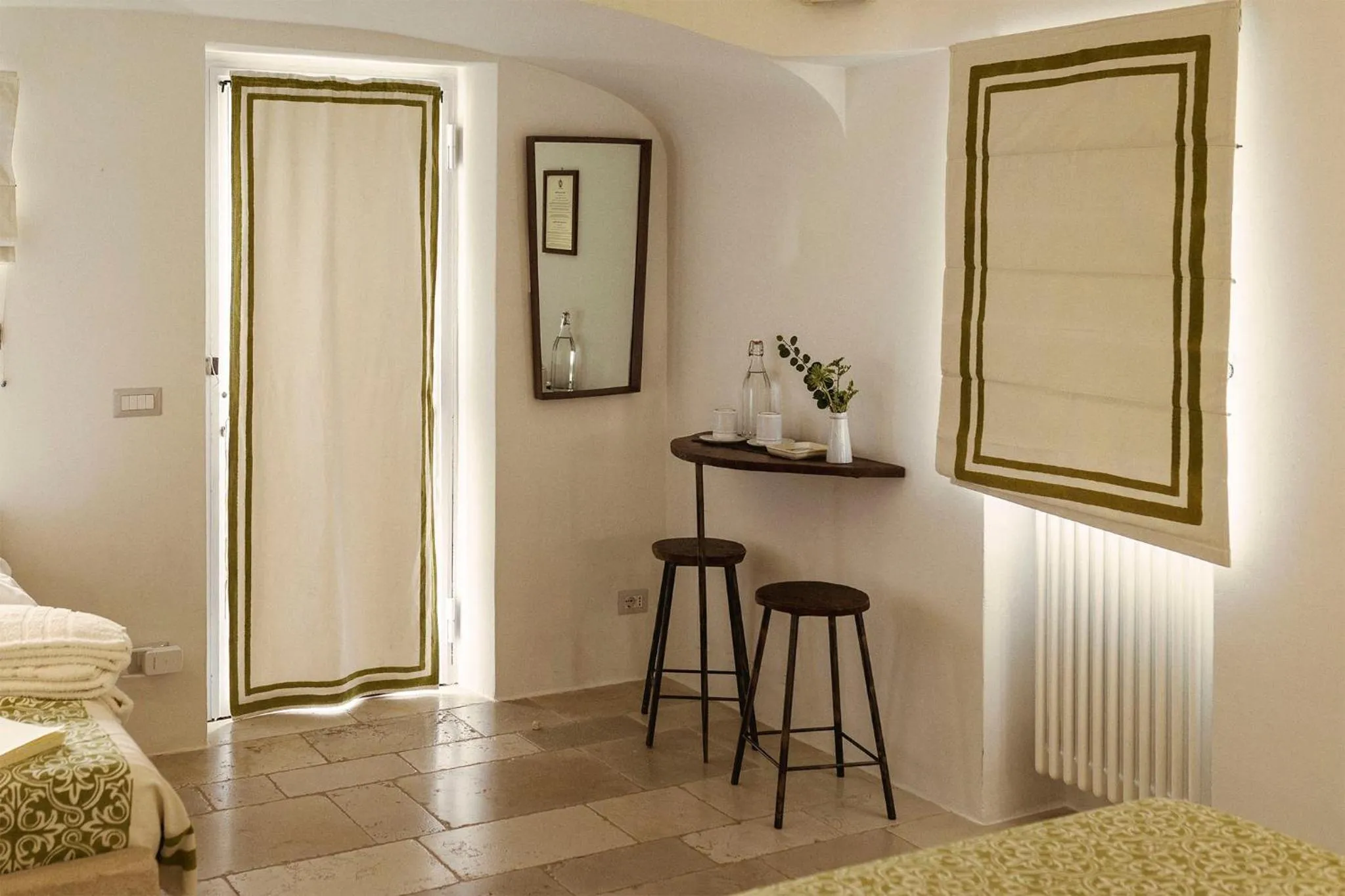 Bedroom, Bed in Regina di Ulivi