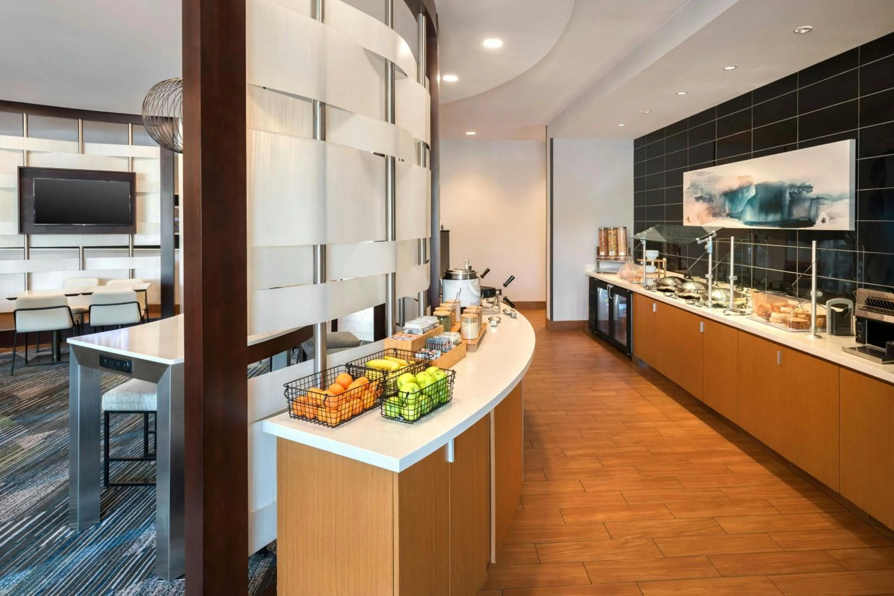 Breakfast in SpringHill Suites by Marriott Mount Laurel