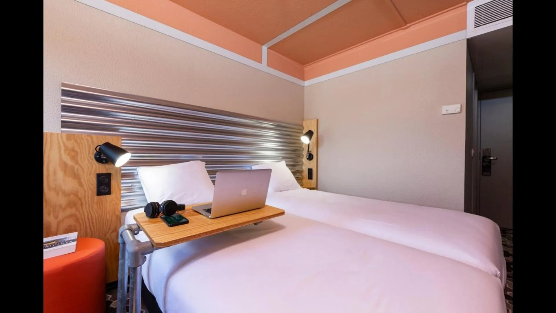 Photo of the whole room, Bed in Ibis Styles Bobigny Centre Préfecture