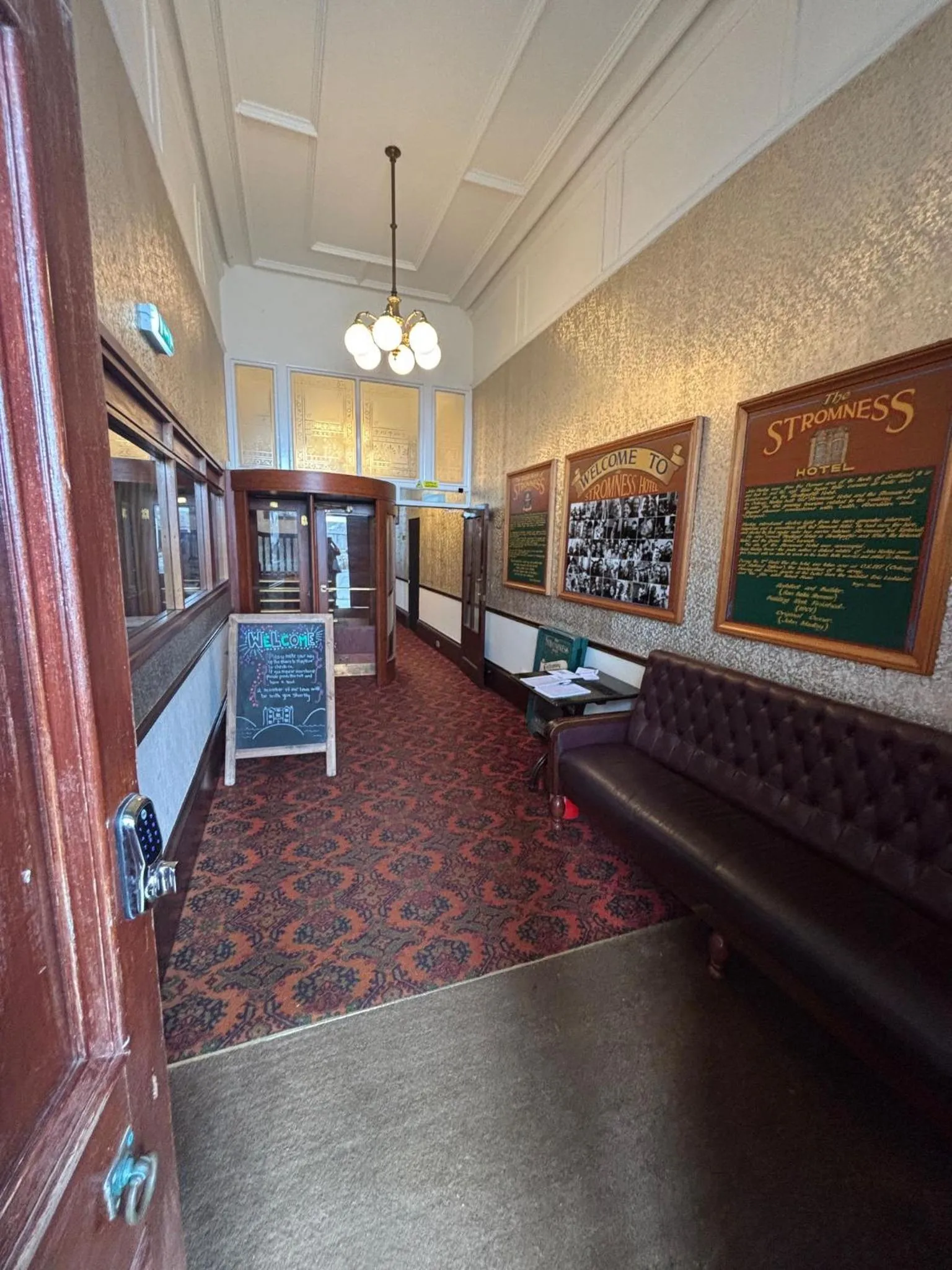 Facade/entrance in The Stromness Hotel