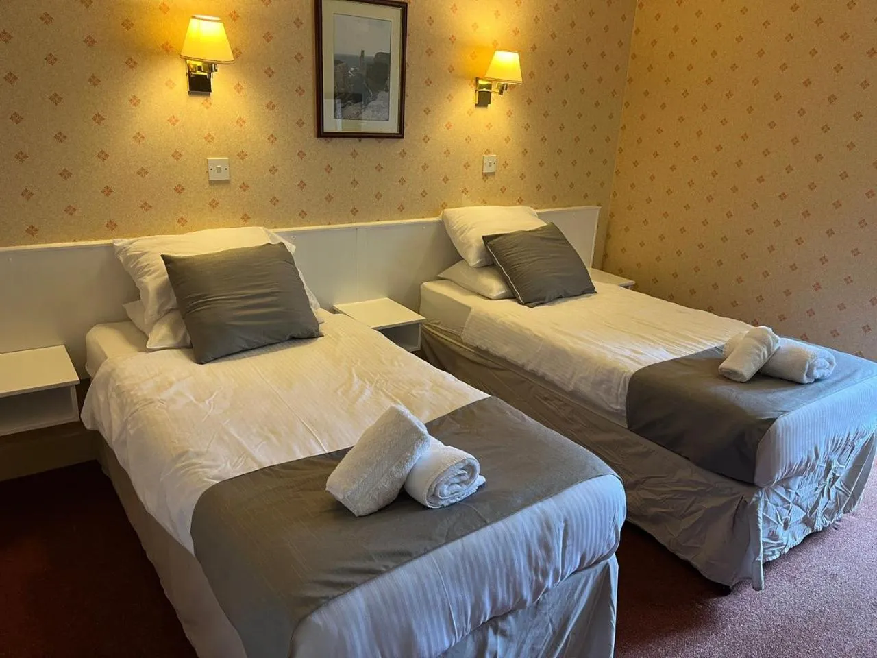 Bed in The Stromness Hotel