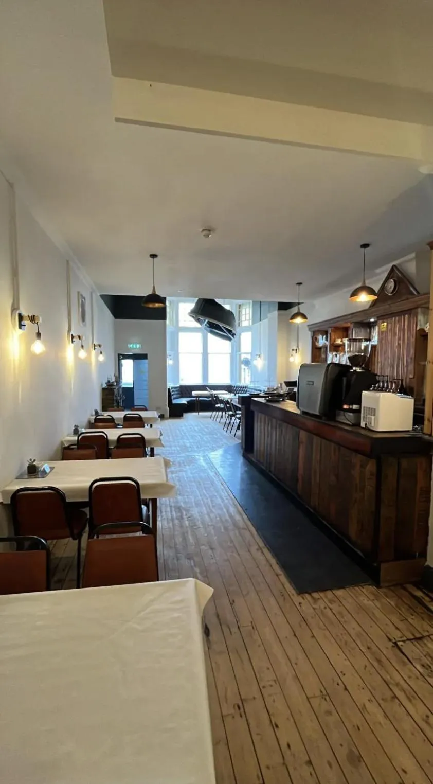 Restaurant/places to eat in The Stromness Hotel