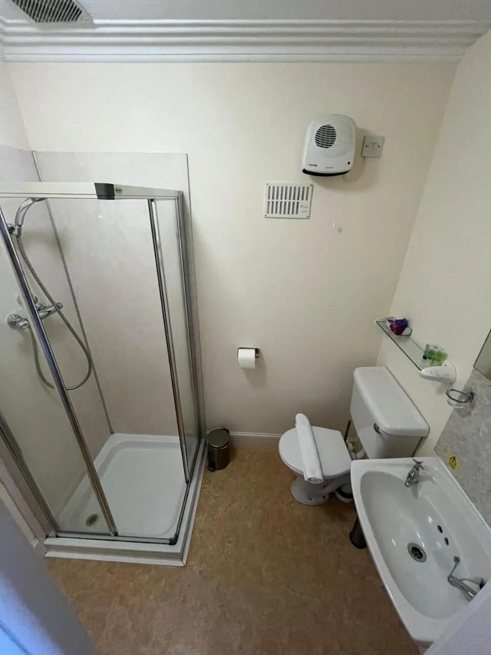 Shower in The Stromness Hotel