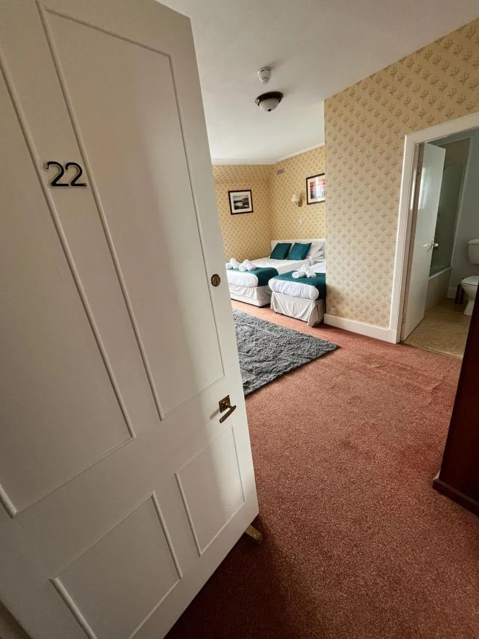 Bed in The Stromness Hotel