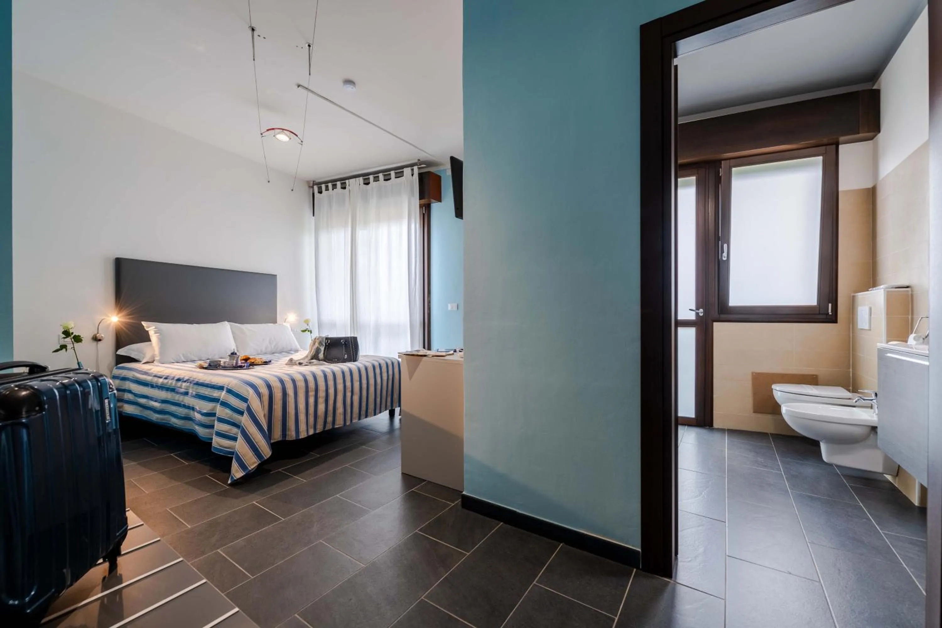 Photo of the whole room, Bed in AppartaHotel