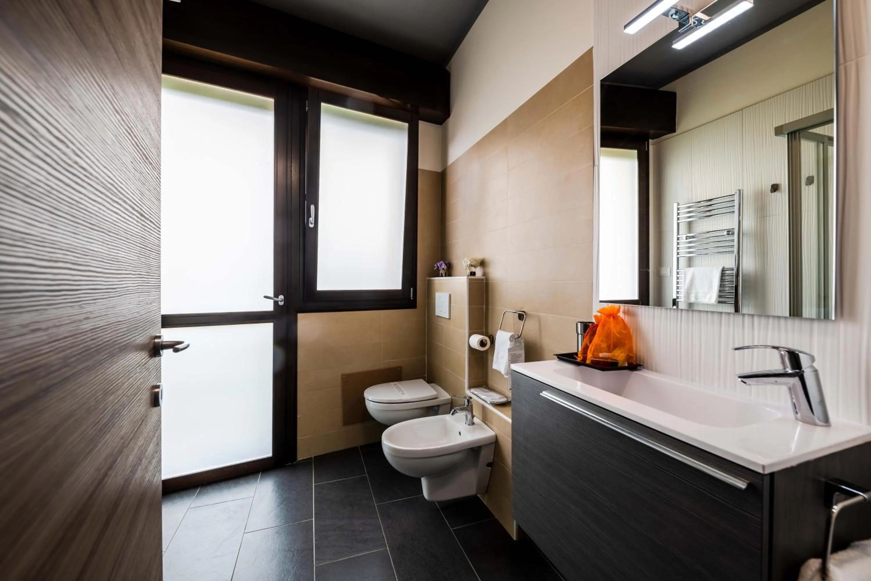 Bathroom in AppartaHotel