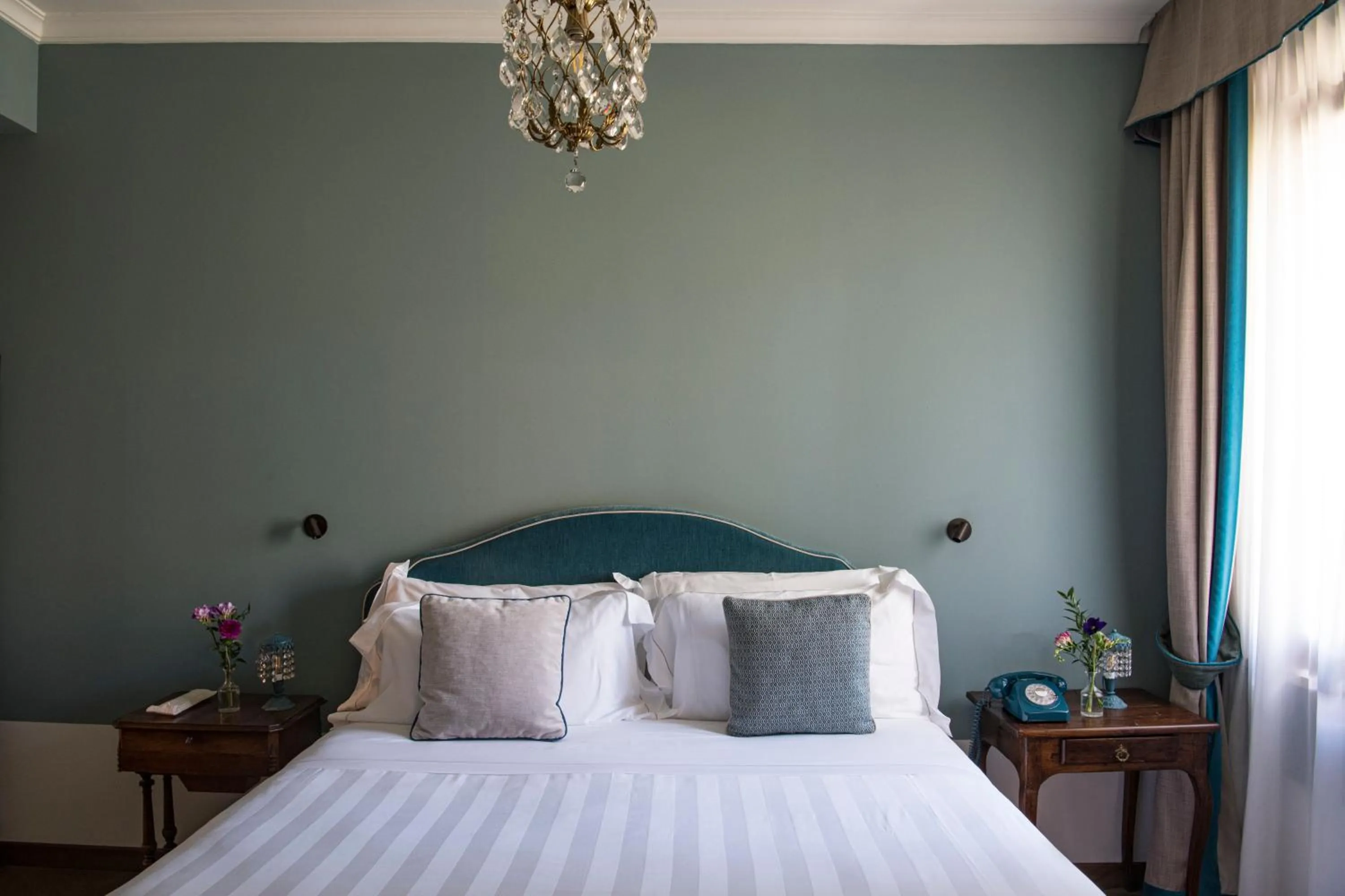 Bed in La Posta Hotel & Thermal Spa