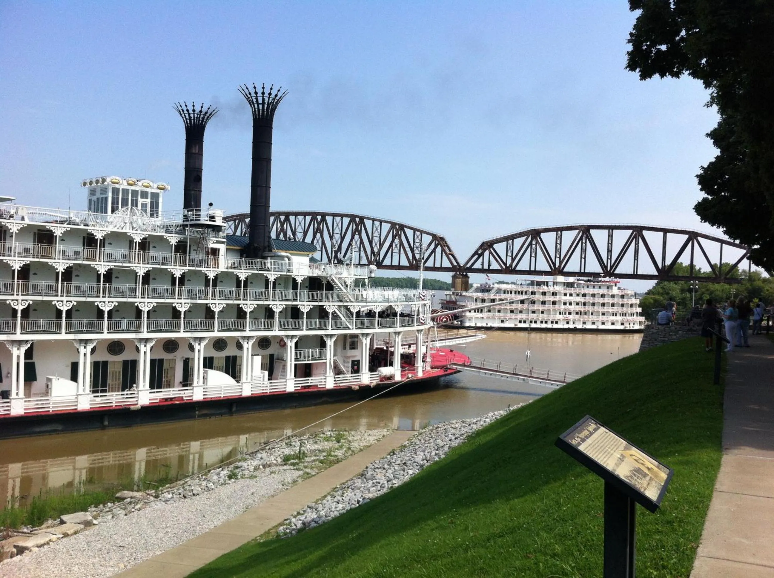 Entertainment in L&N Bed and Breakfast Ltd