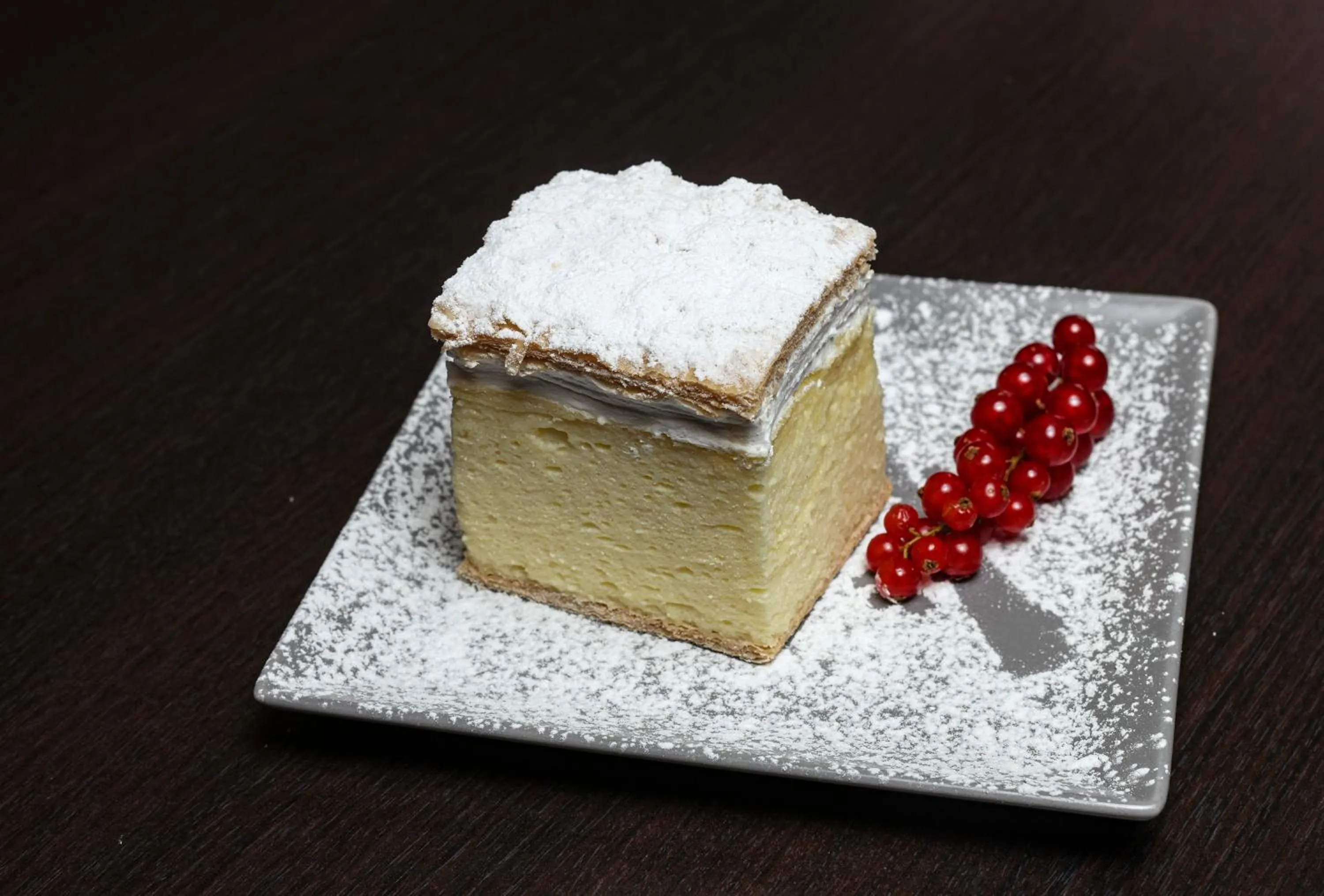 Restaurant/places to eat in Hotel Zagi