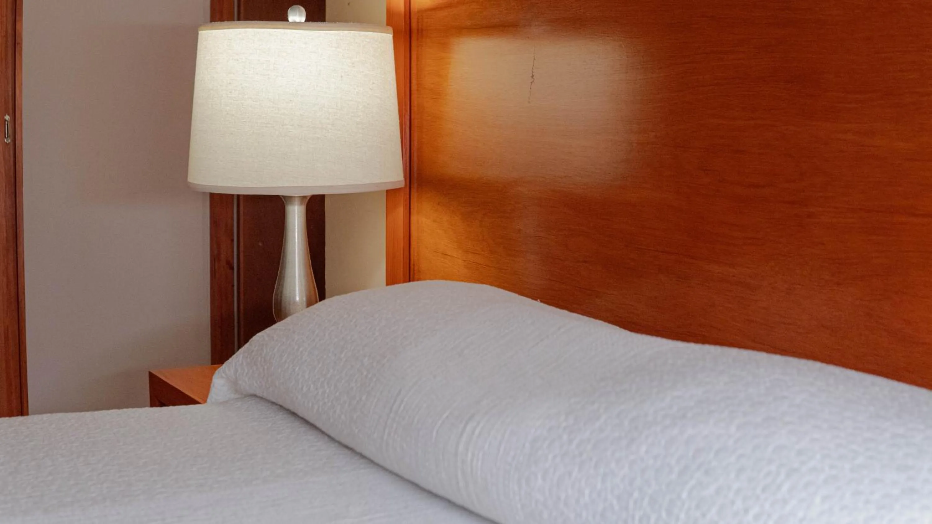 Bed in Hotel Marllou