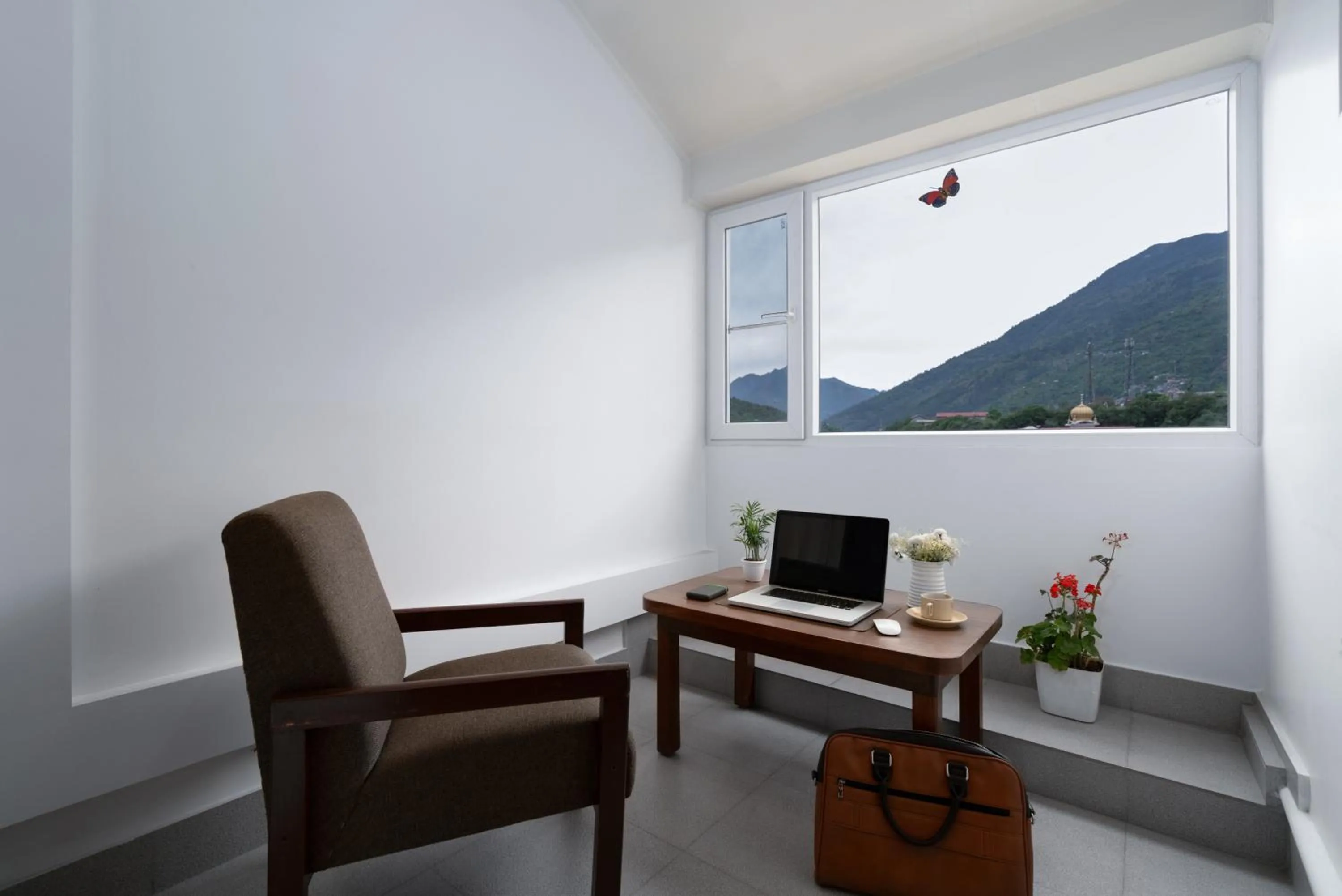 Balcony/Terrace in Hotel Kullu Valley