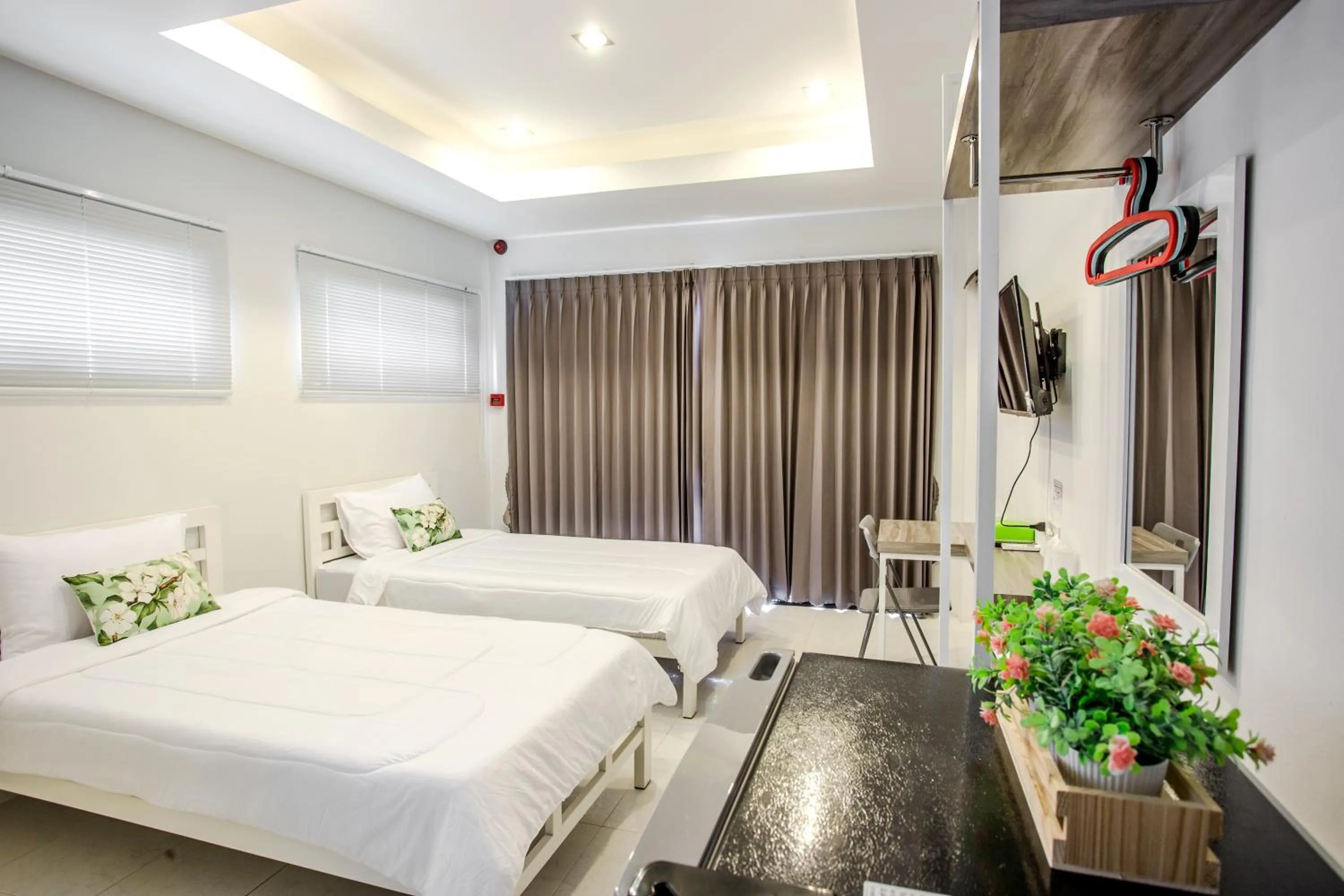 Bedroom, Bed in Baan Le Vimaan