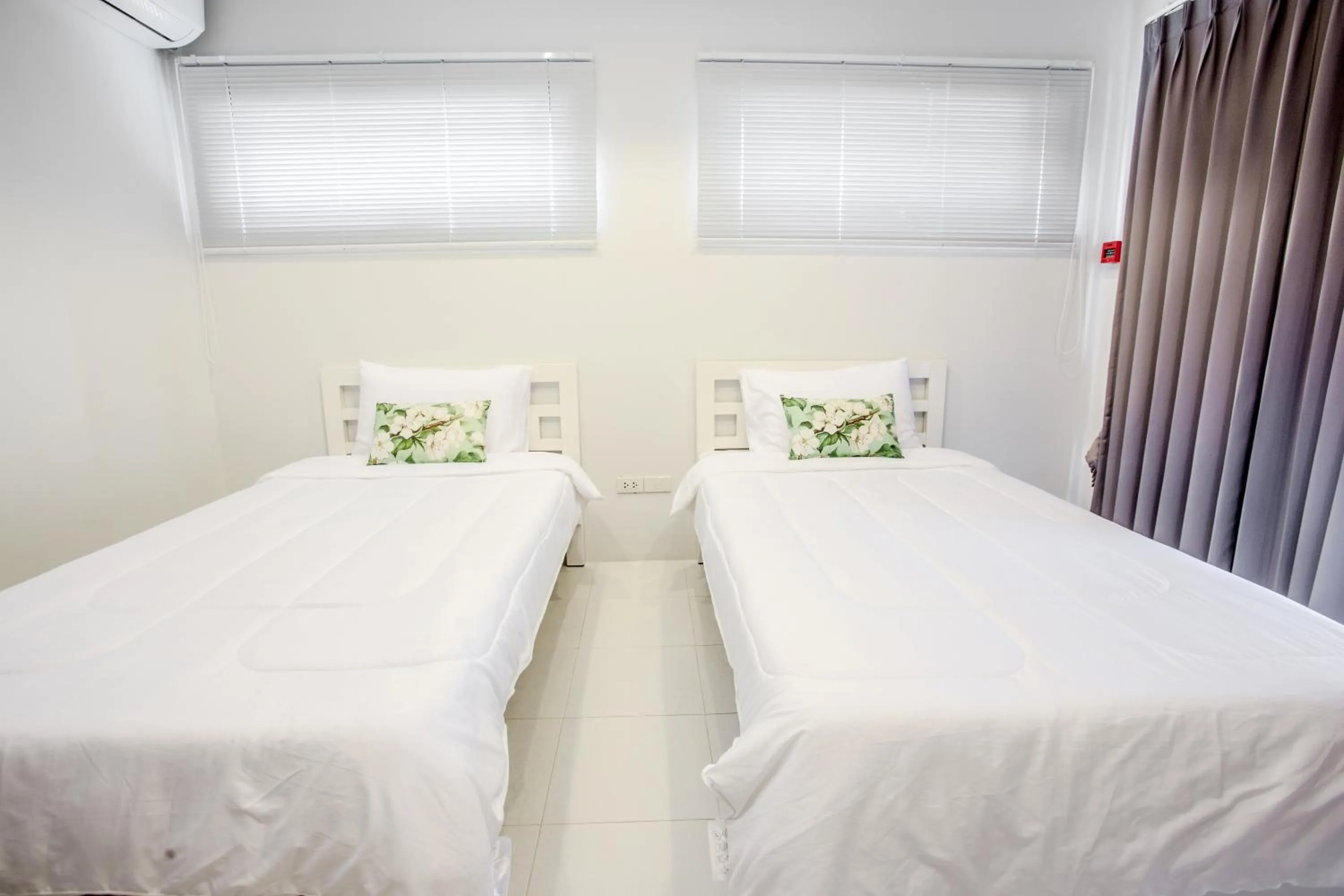 Bedroom, Bed in Baan Le Vimaan