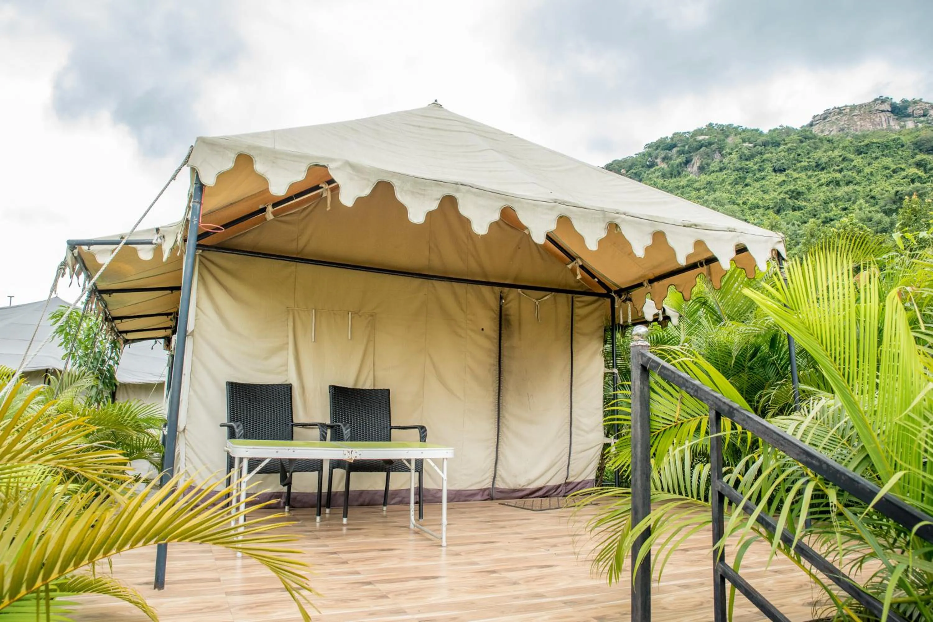 Mountain view in Eco Adventure Resorts Khhairabera