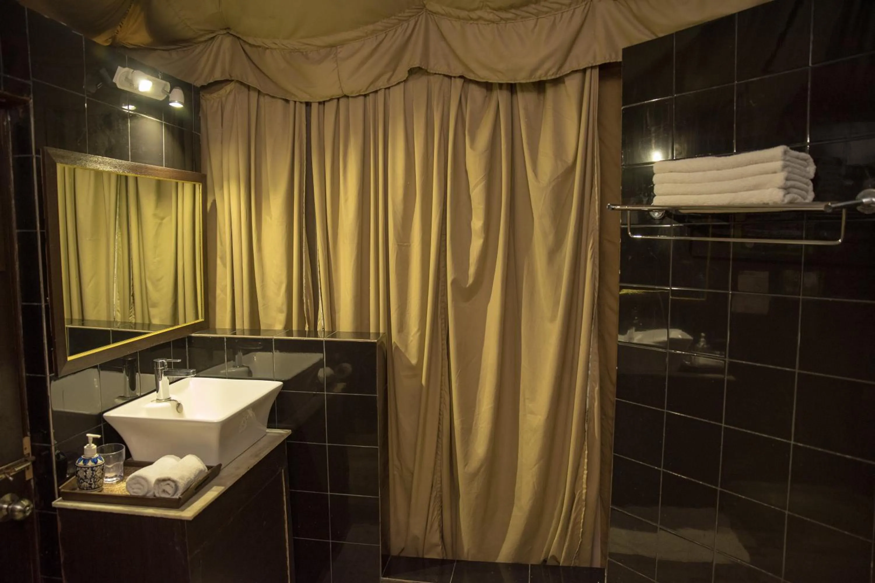 Toilet in Eco Adventure Resorts Khhairabera