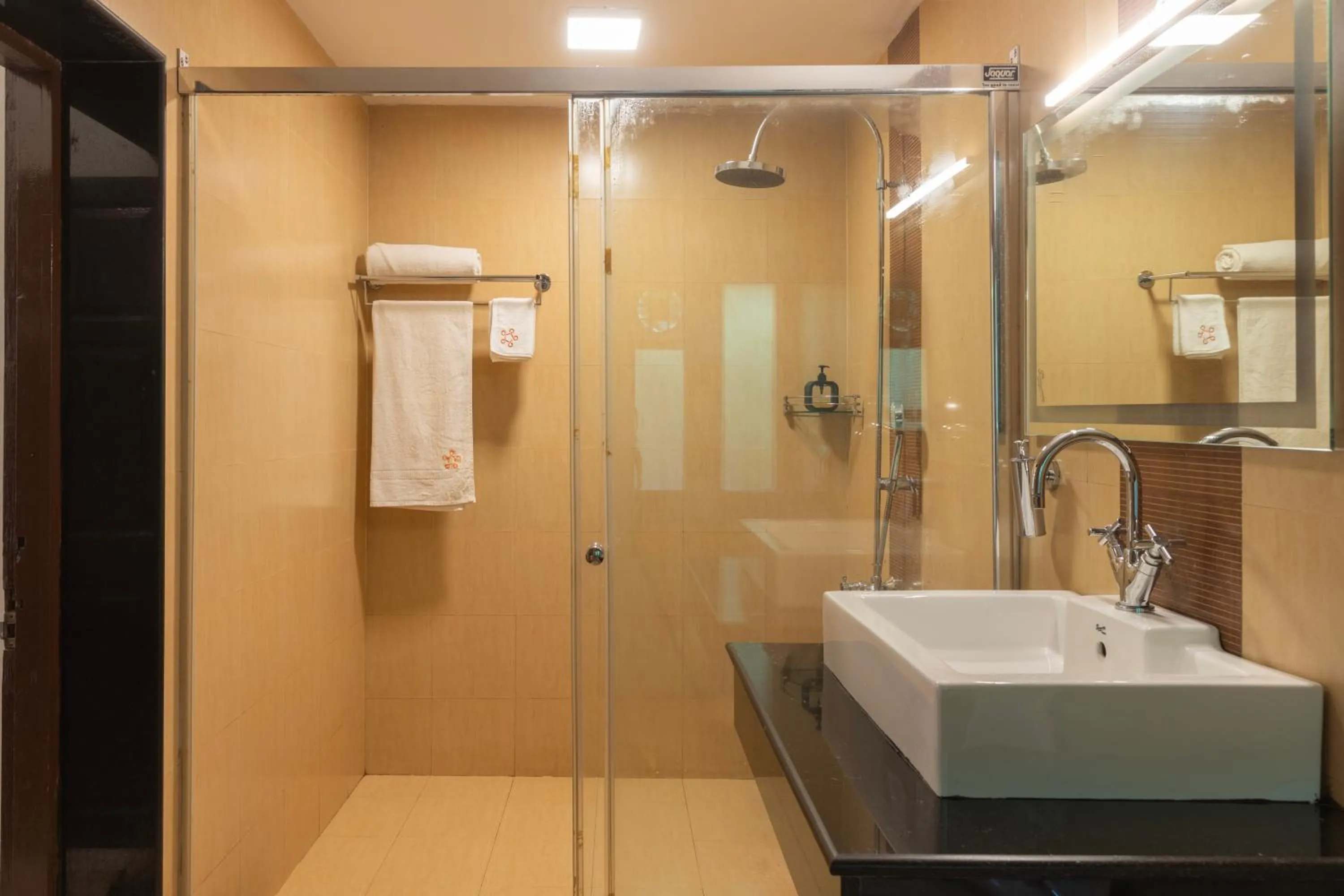 Bathroom in SaffronStays Milton Abbott Estate - 2BR colonial-era bungalow with garden, golf course views & bonfire nights near Ooty Golf Club