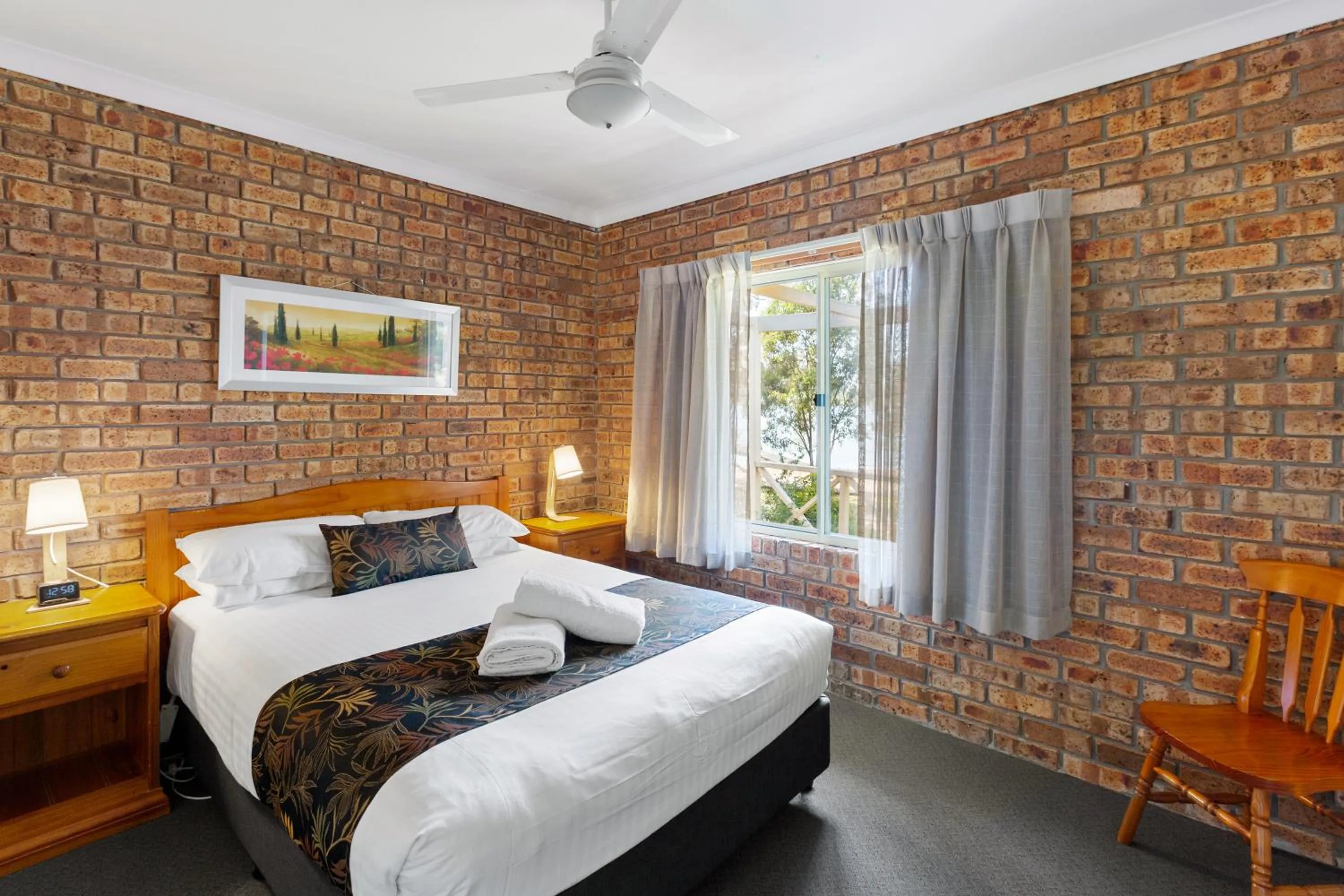 Bedroom, Bed in Mansfield Country Resort