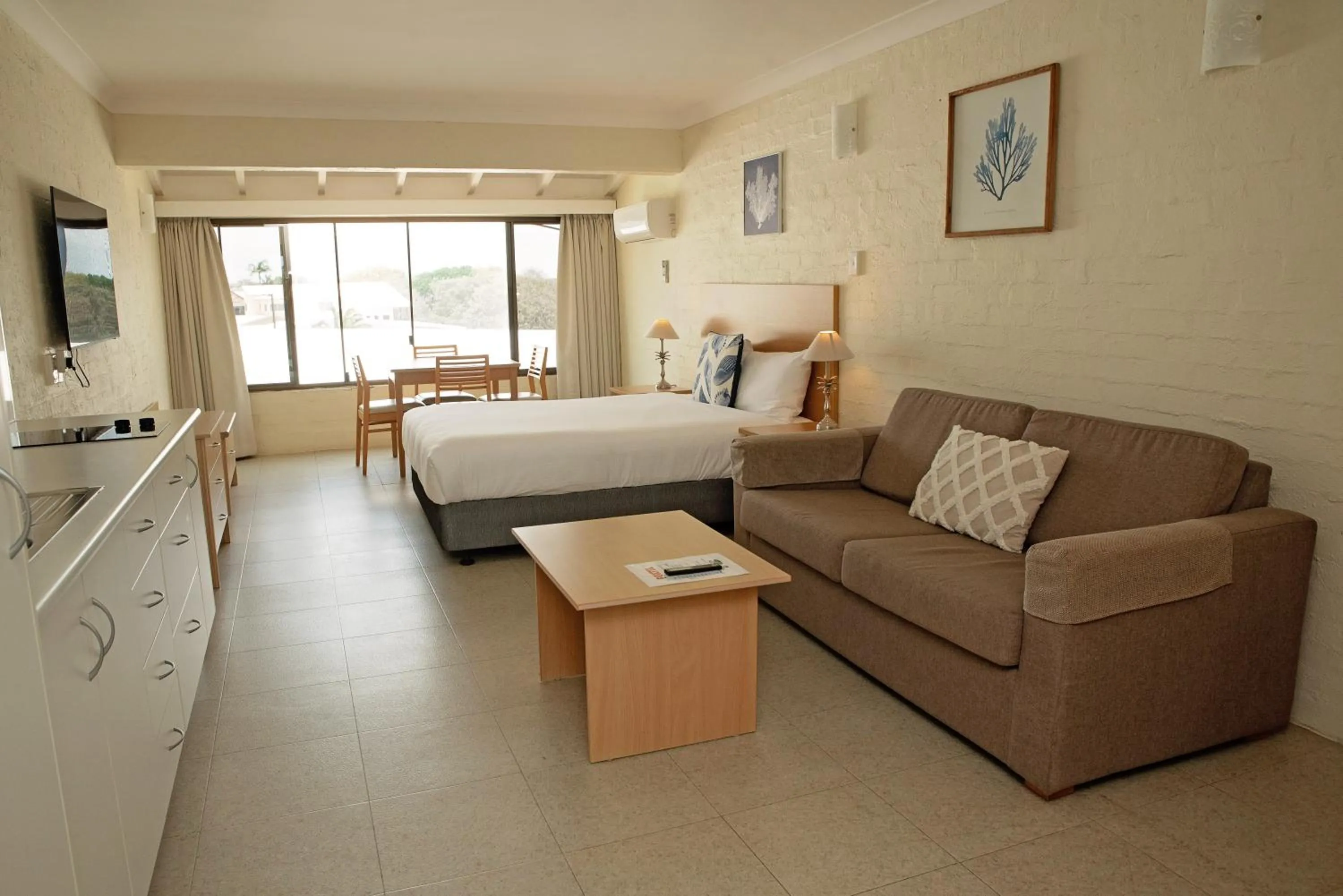 Photo of the whole room, Bed in Don Pancho Beach Resort