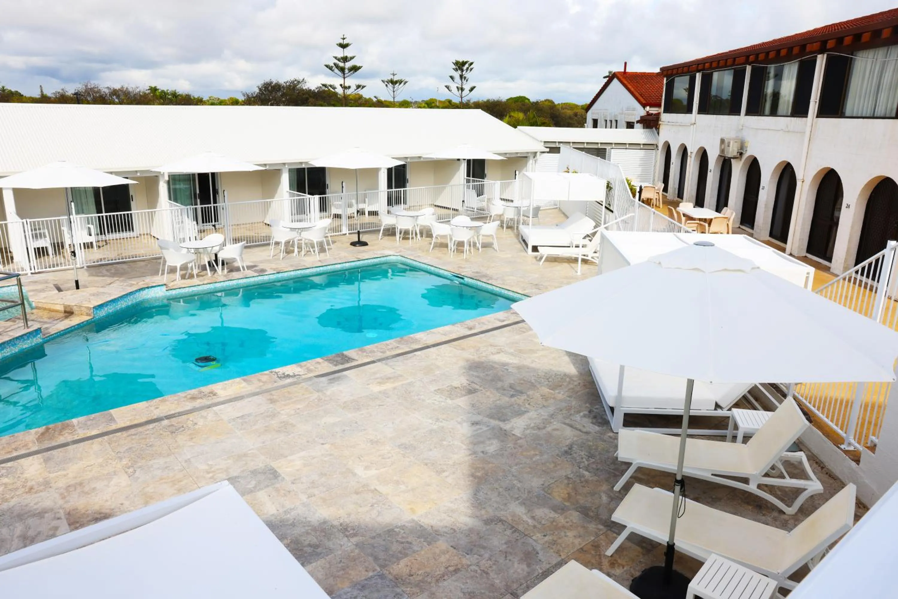 Pool view in Don Pancho Beach Resort