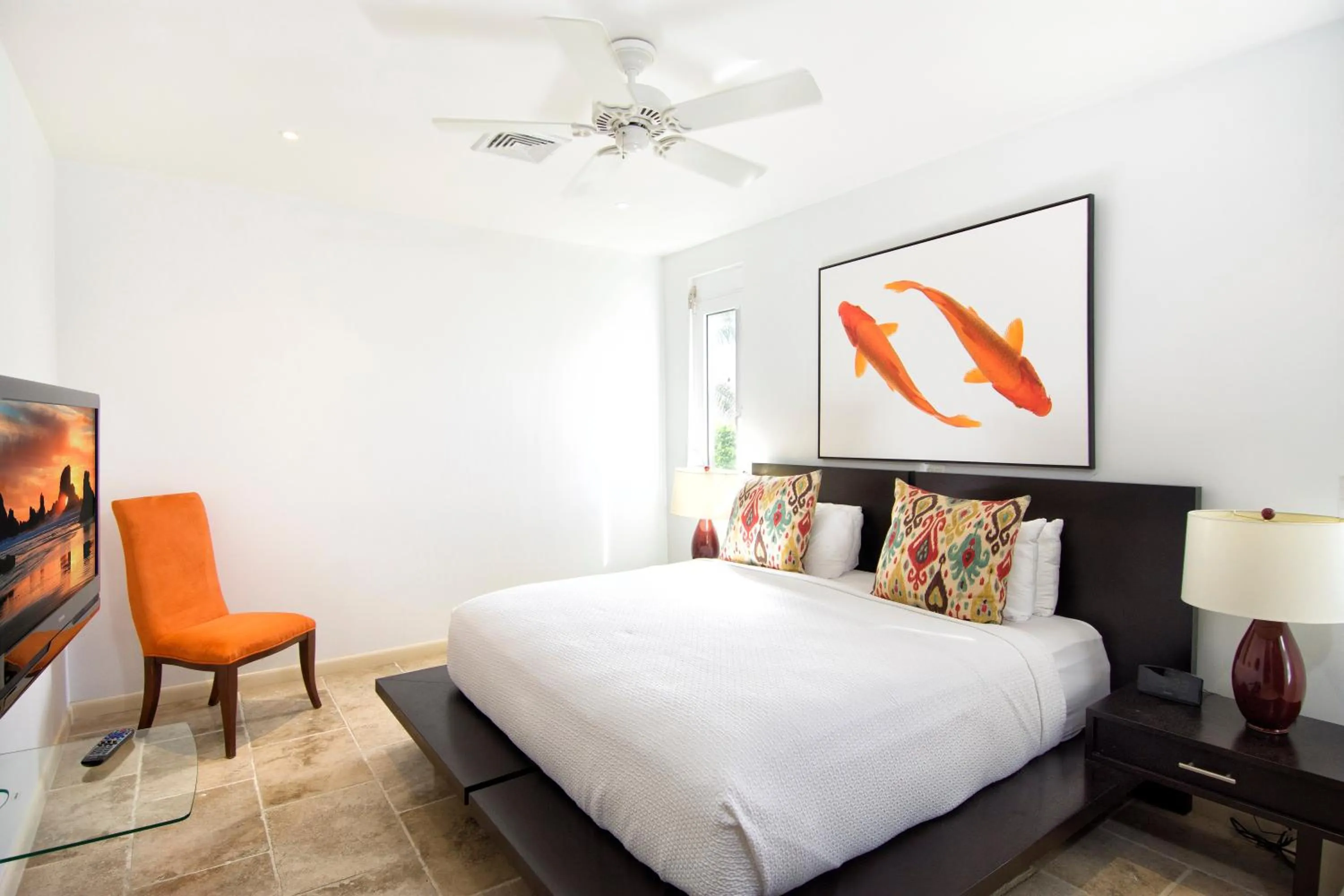 Bedroom, Bed in Coral Beach Club Villas & Marina