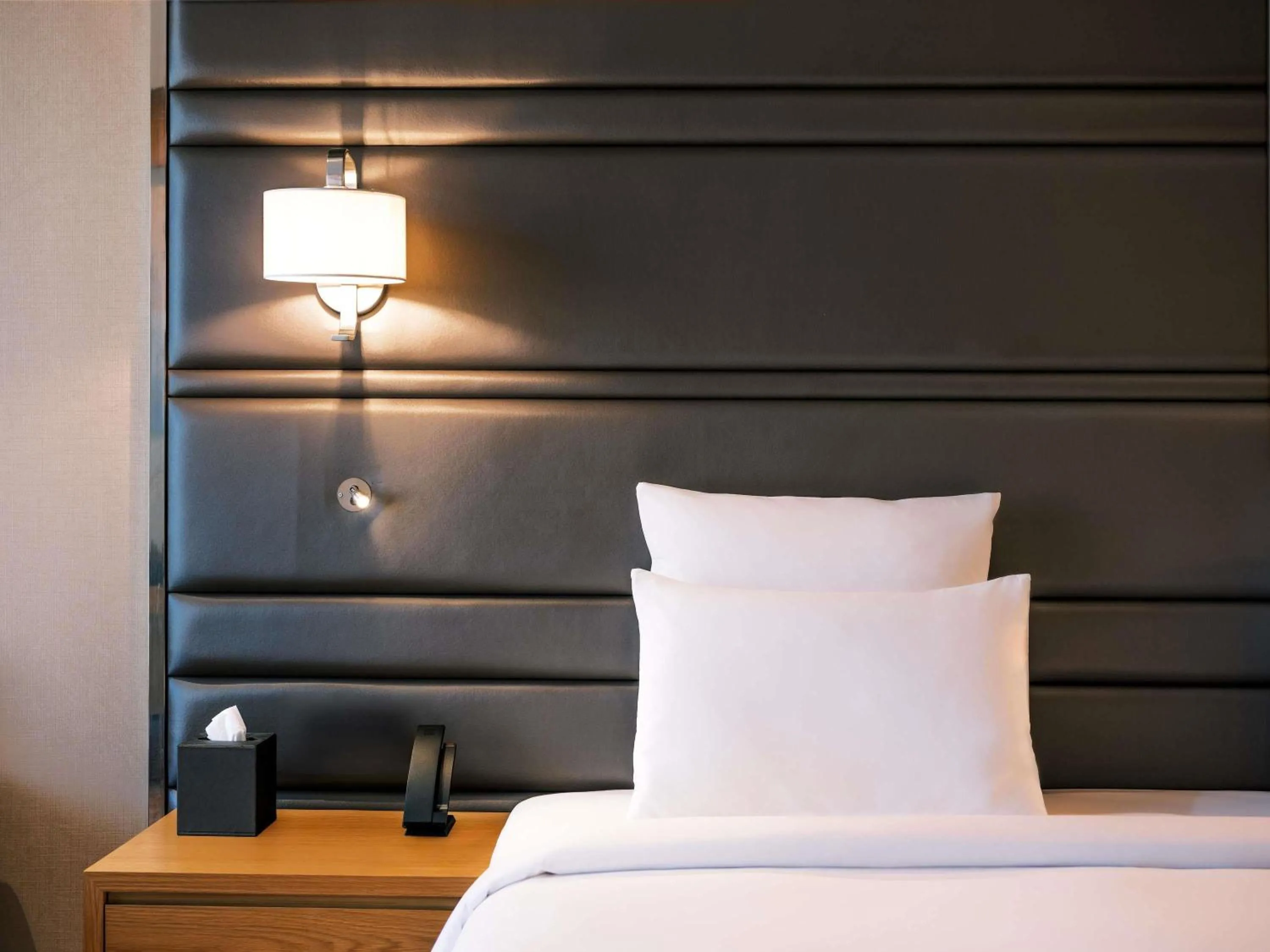 Bedroom, Bed in Movenpick Winter Park Baku